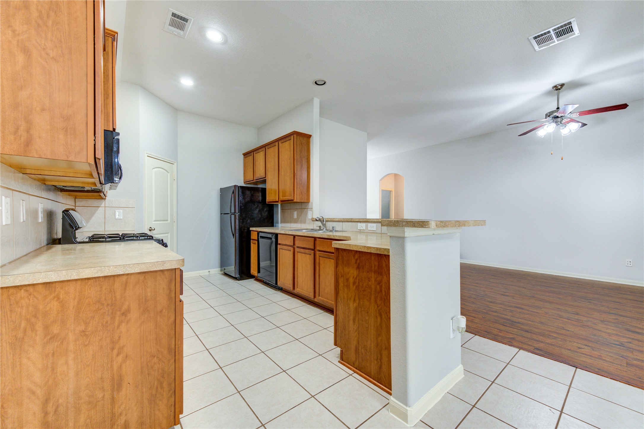6030 Starbrook Creek Drive Property Photo 10