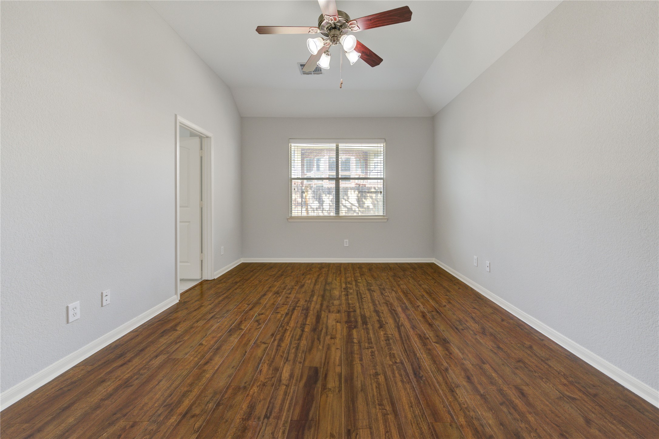6030 Starbrook Creek Drive Property Photo 21