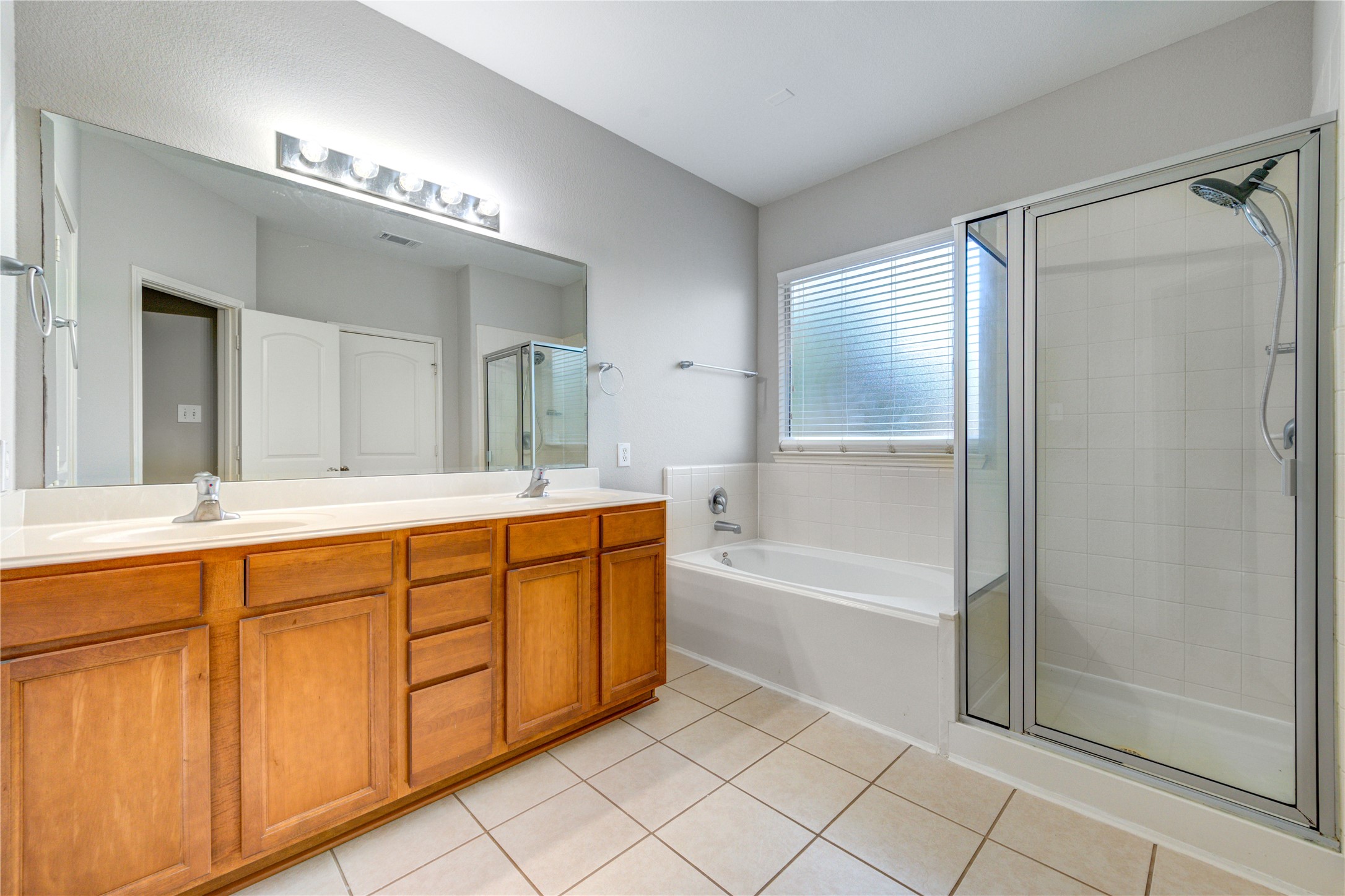 6030 Starbrook Creek Drive Property Photo 26