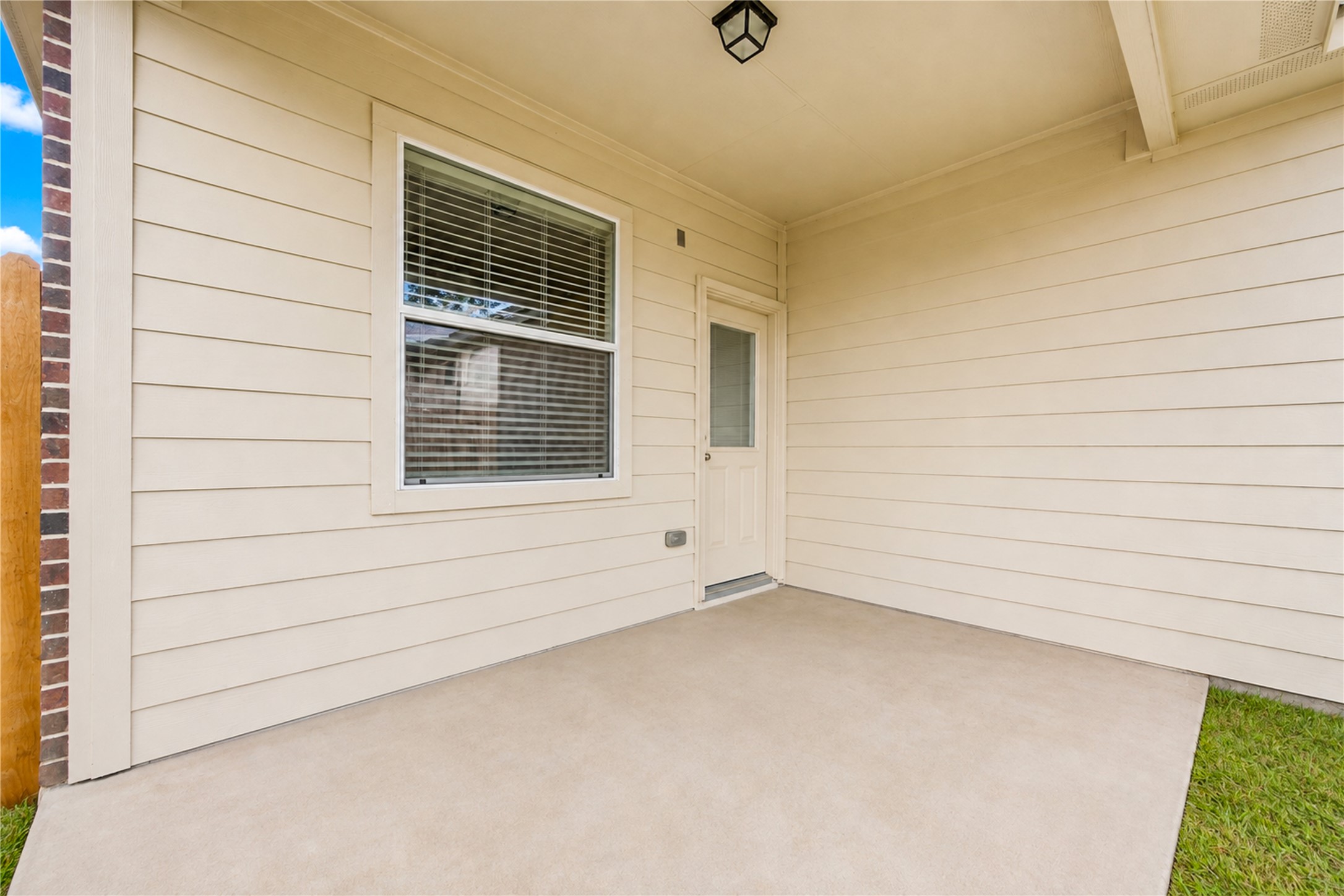 6030 Starbrook Creek Drive Property Photo 29