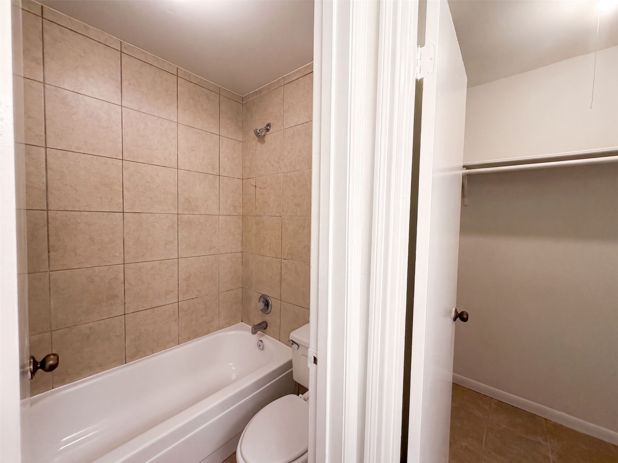 1411 Cherry Springs Court Property Photo 7