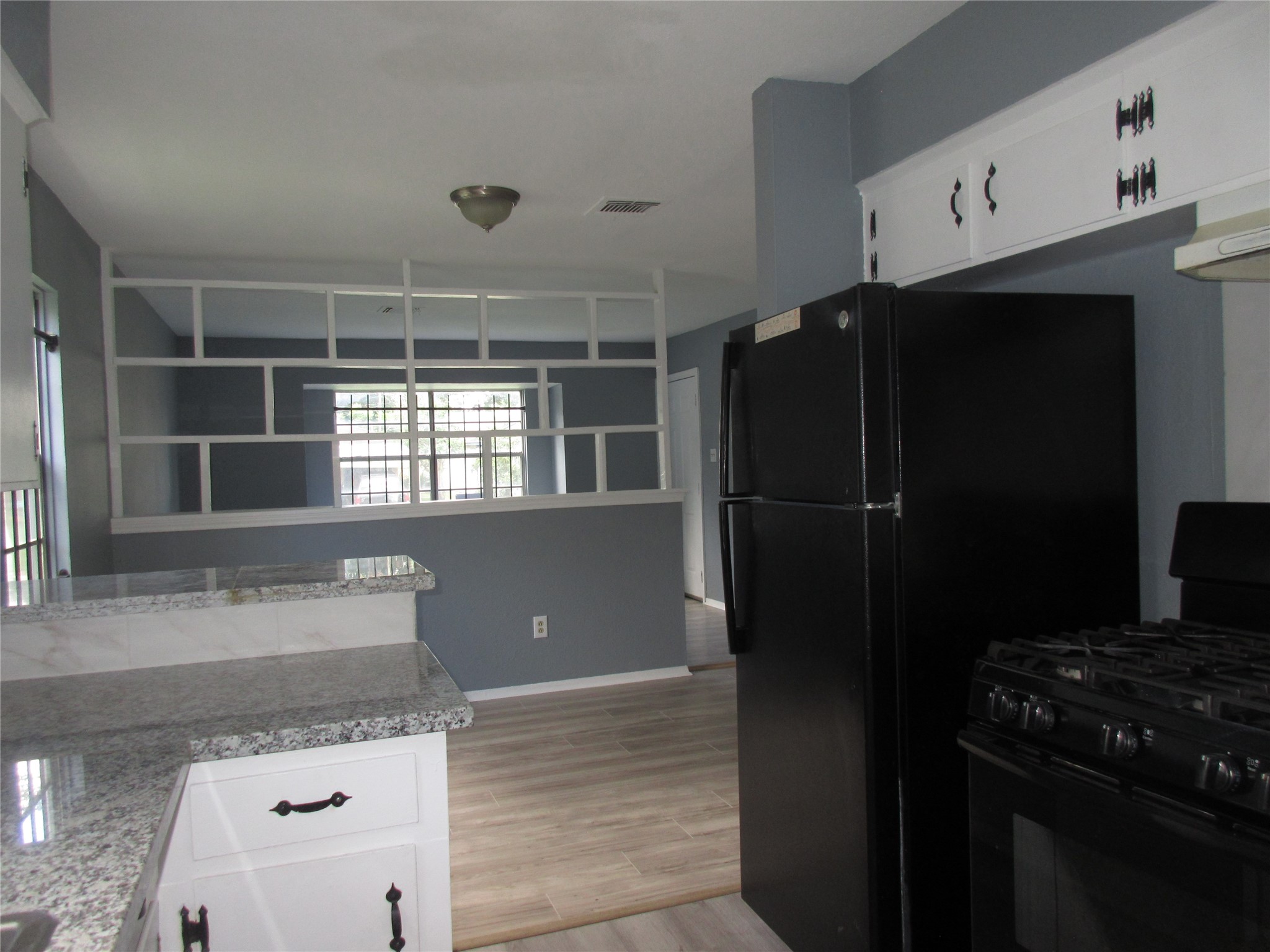 6315 Roughlock Street Property Photo 4