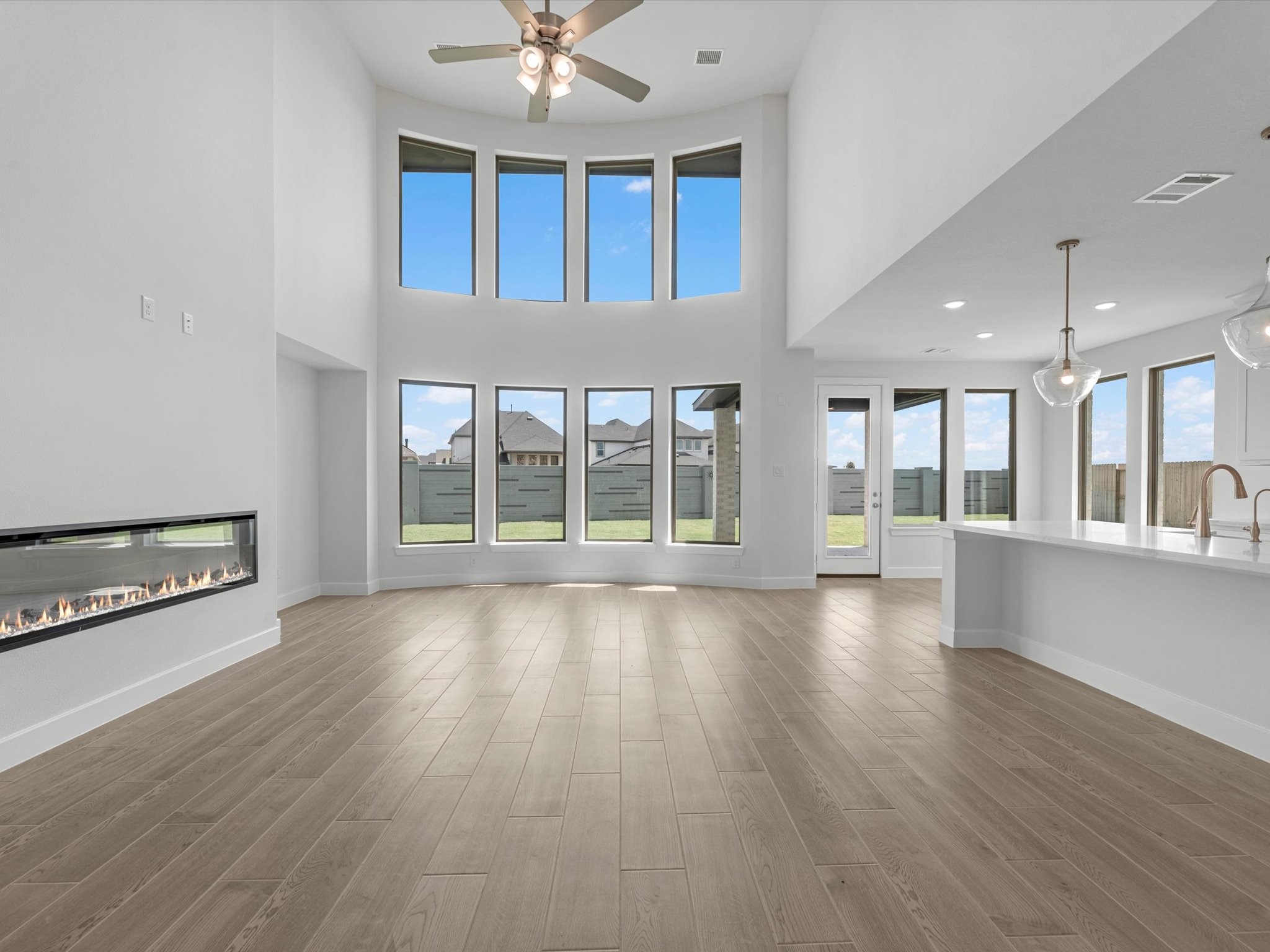 16502 Jolly Dawn Drive Property Photo 3