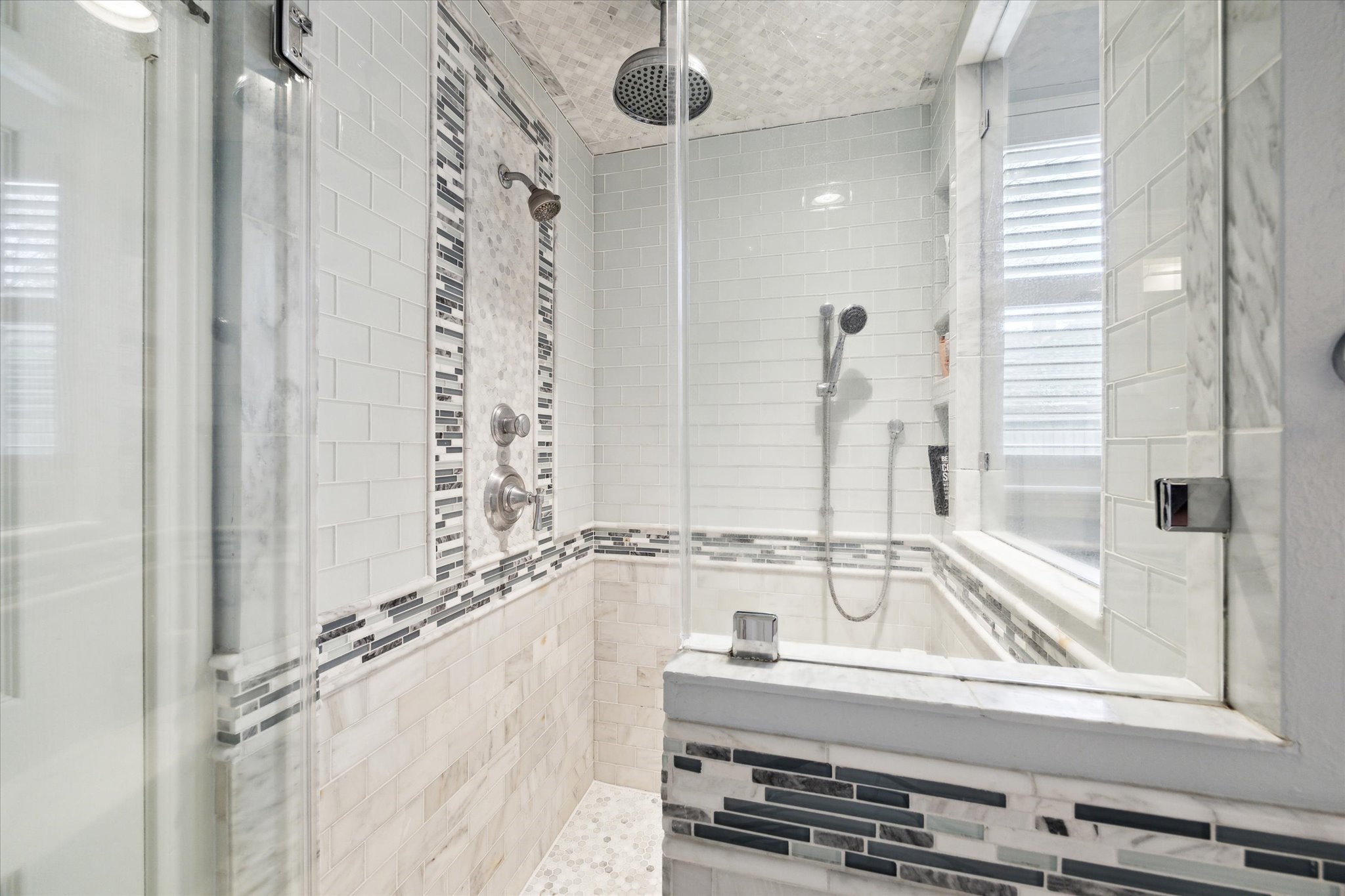 1918 Seven Maples Drive Property Photo 23