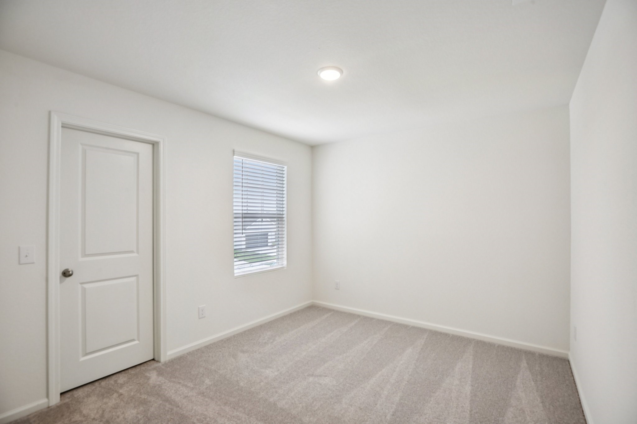18640 Shauna Danielle Drive Property Photo 11