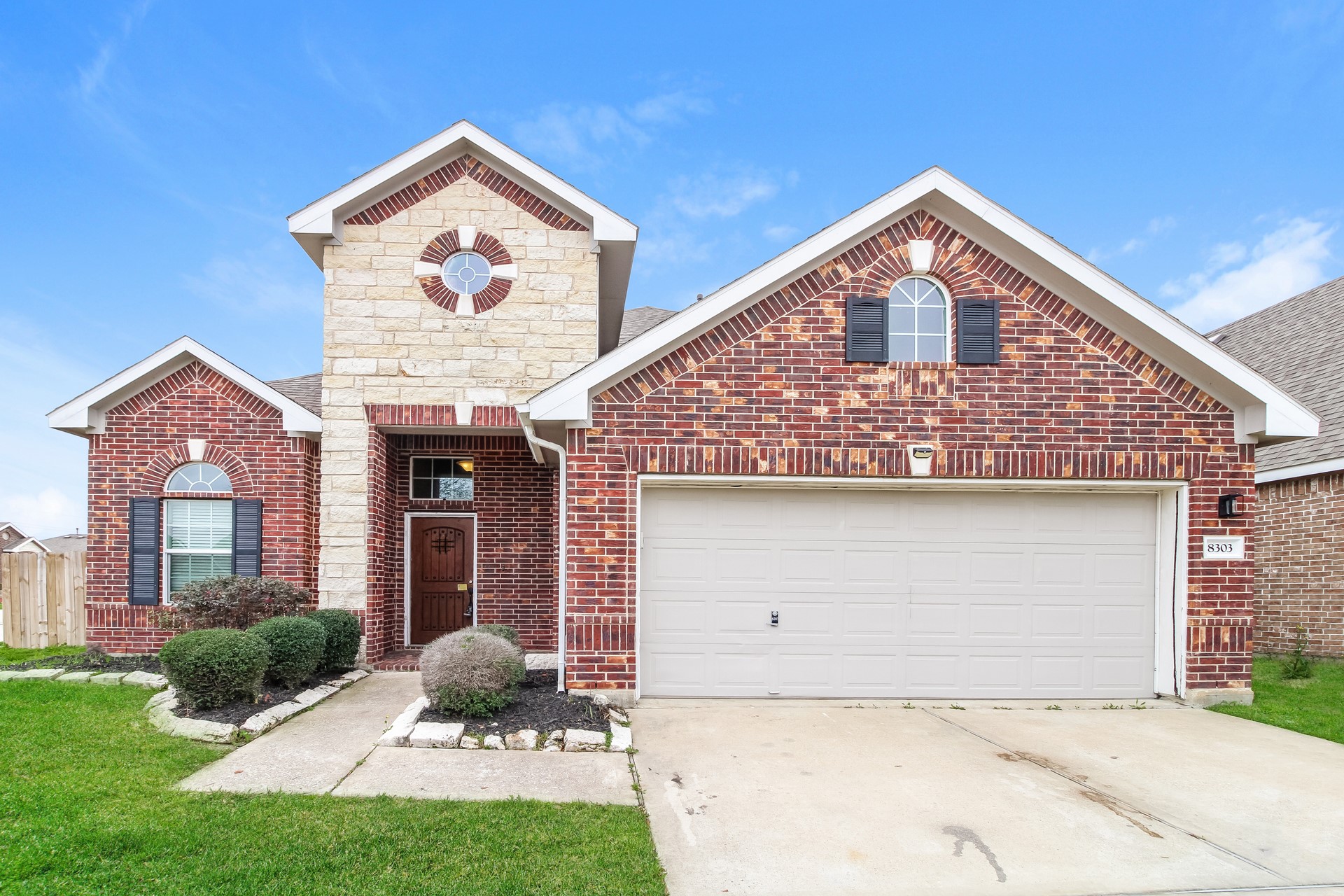 8303 Egret Bay Circle Property Photo 1