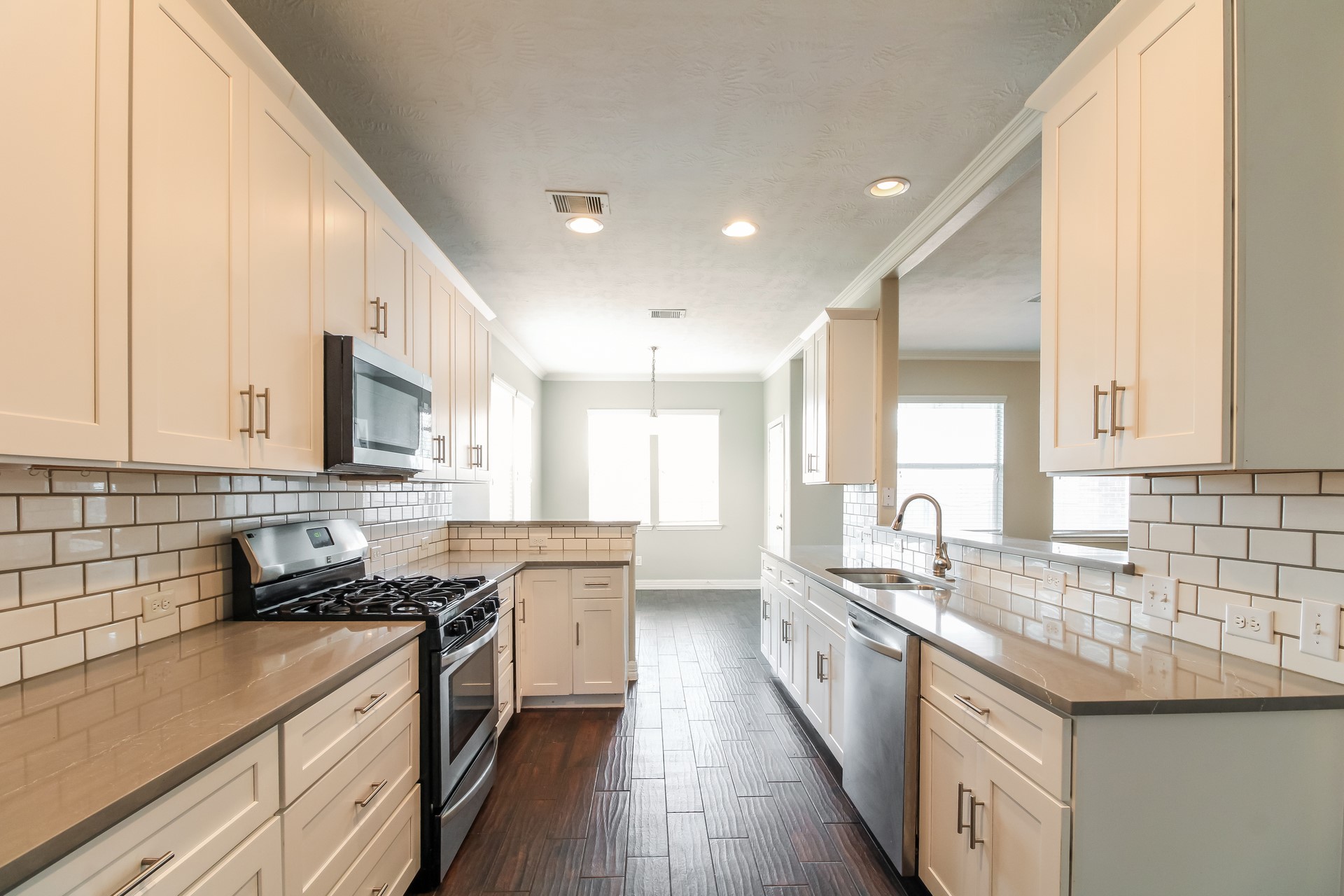 8303 Egret Bay Circle Property Photo 8