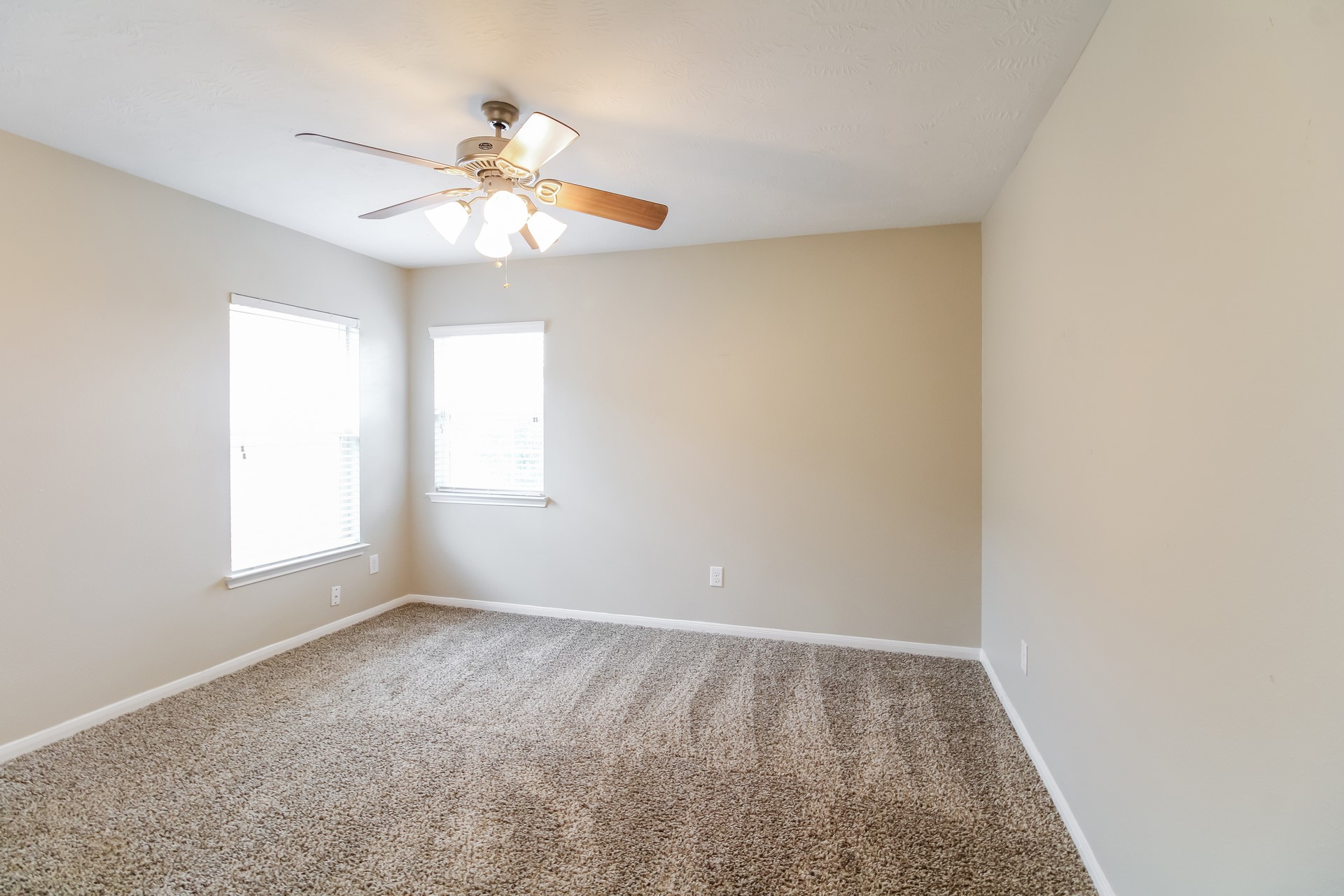 8303 Egret Bay Circle Property Photo 10