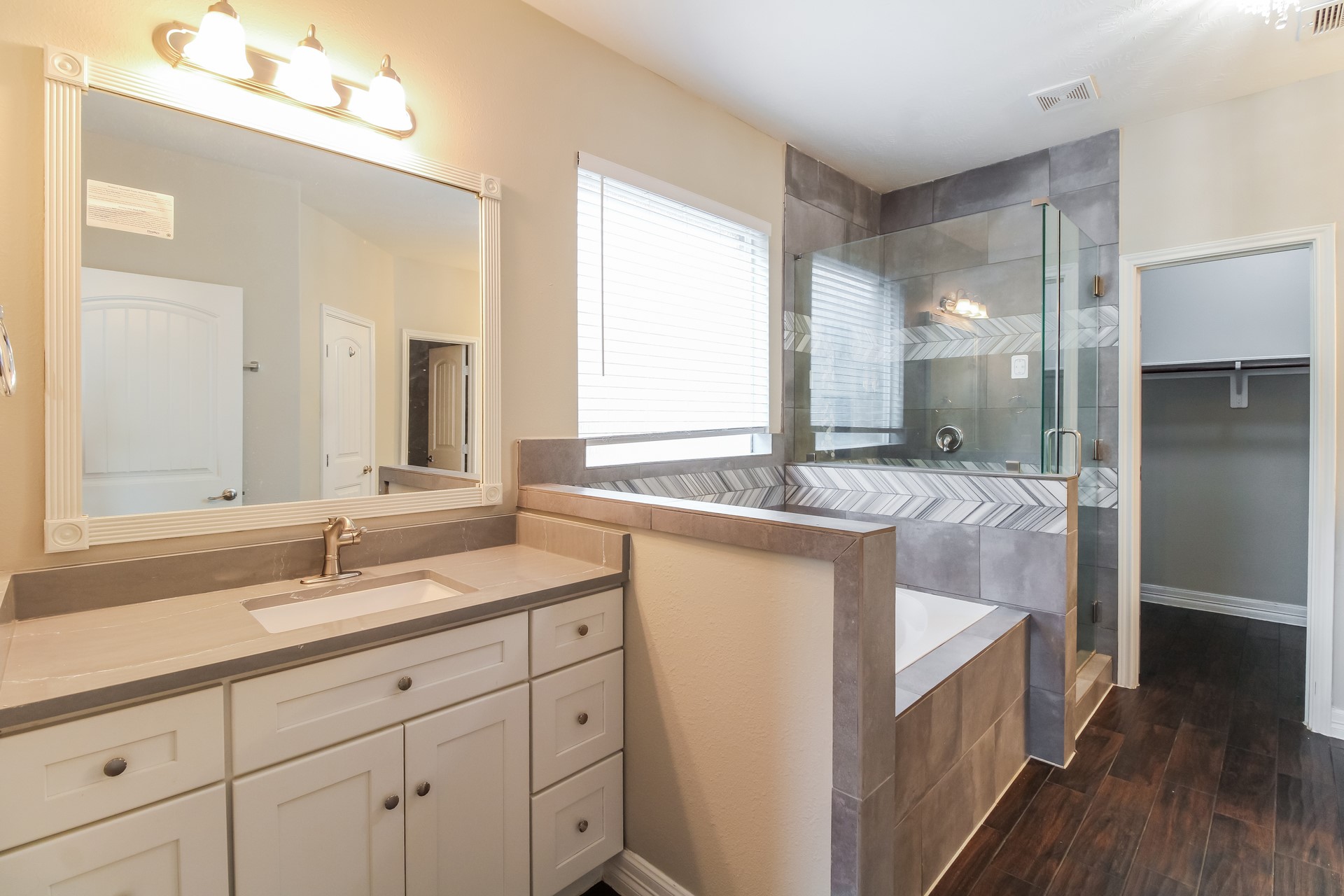 8303 Egret Bay Circle Property Photo 13