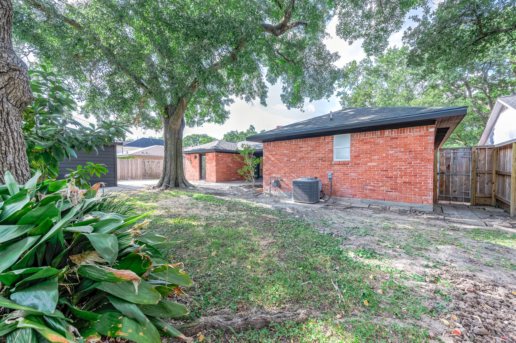 5507 Valkeith Drive Property Photo 41