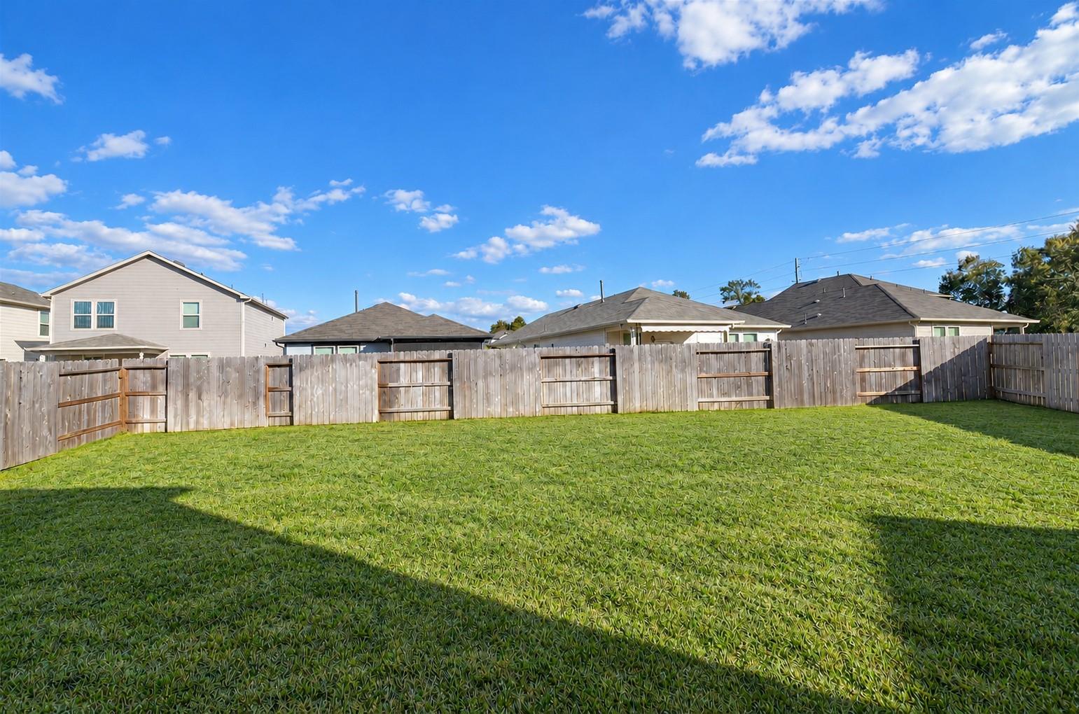 16439 Big Hickory Dr Property Photo 27