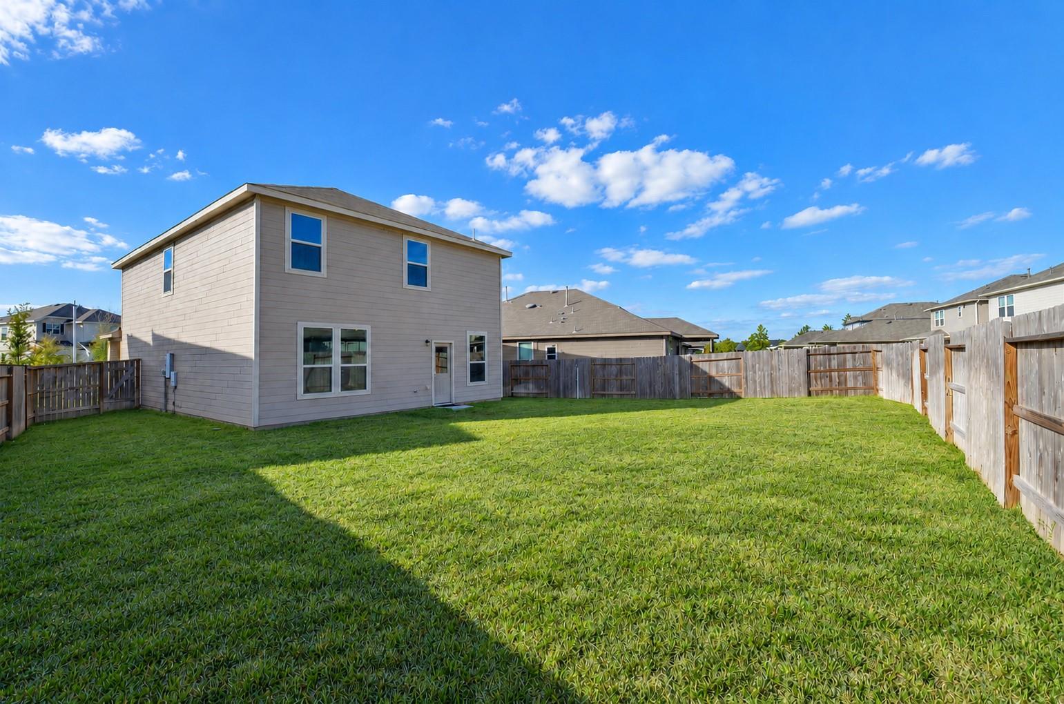 16439 Big Hickory Dr Property Photo 28
