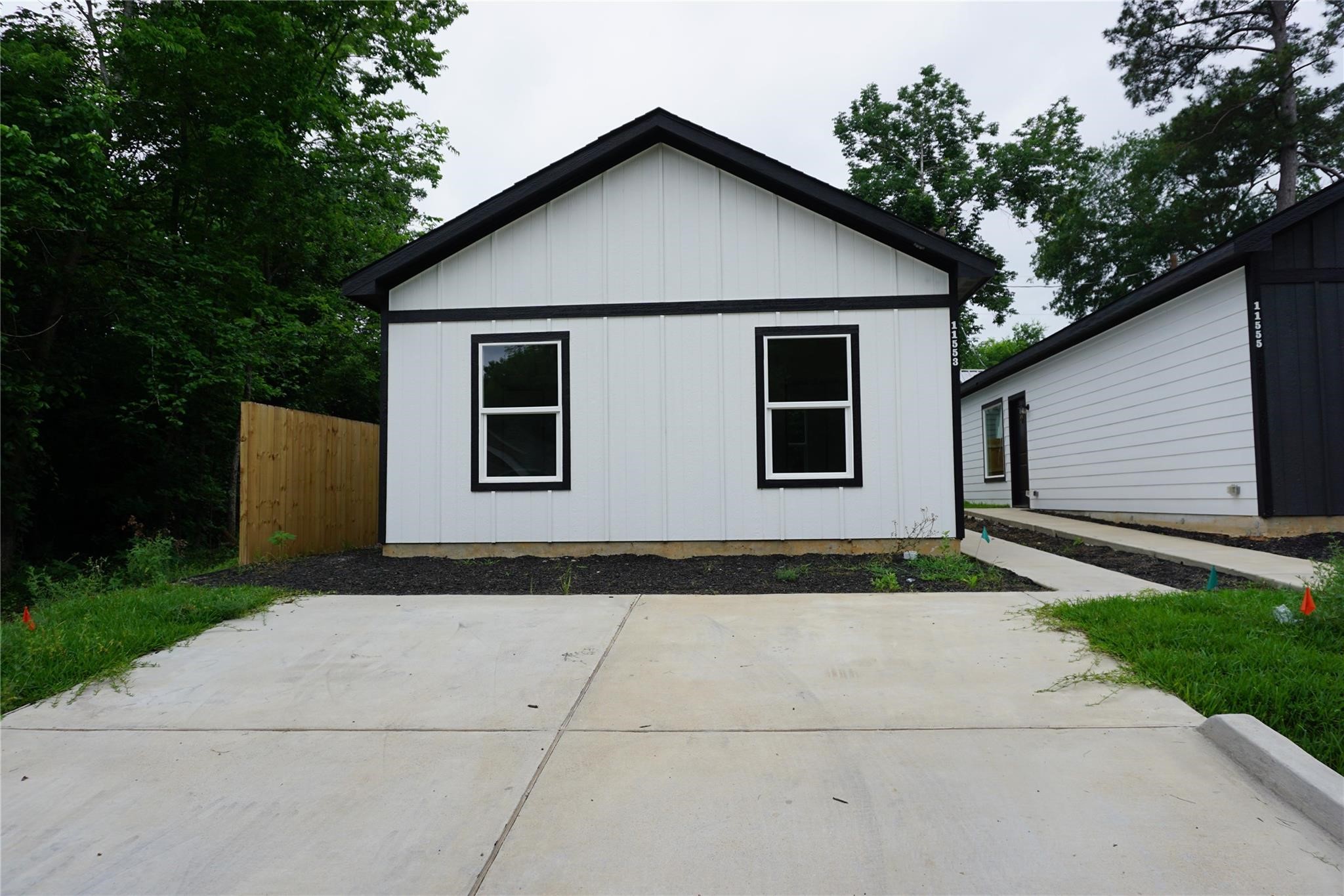 11553 Persimmons Property Photo 1