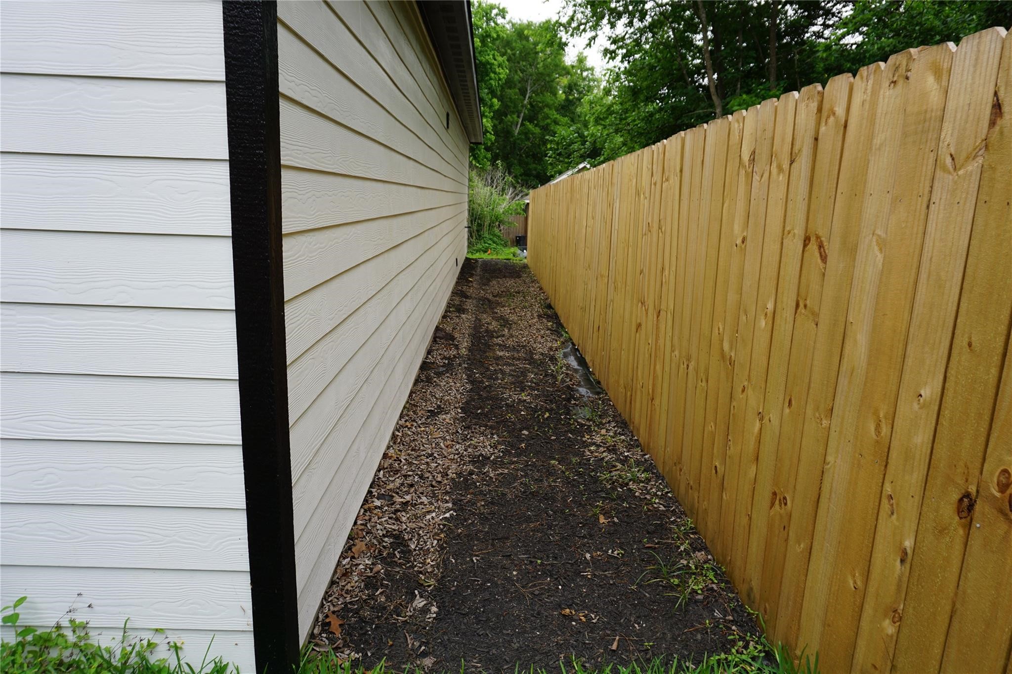 11553 Persimmons Property Photo 29