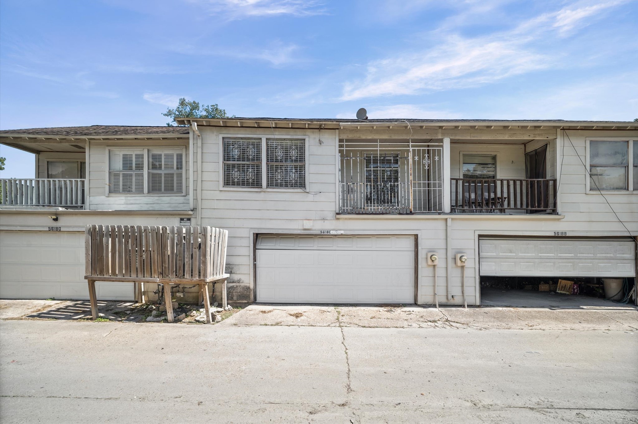 5618 Easthampton Drive C Property Photo 3