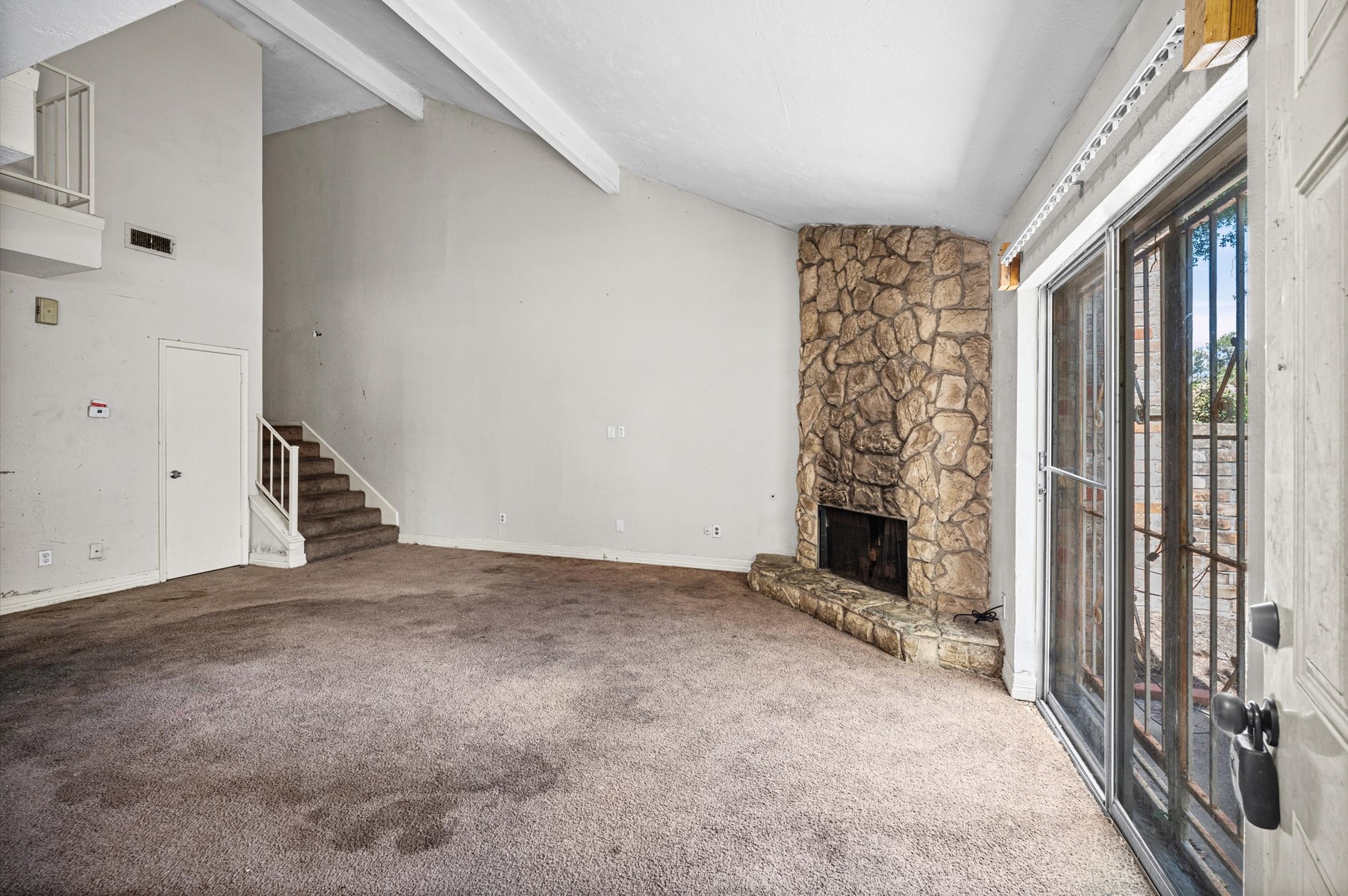 5618 Easthampton Drive C Property Photo 4