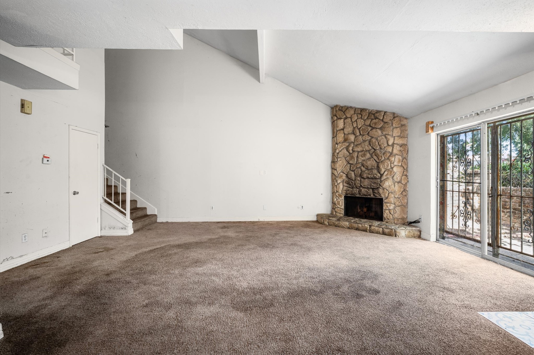5618 Easthampton Drive C Property Photo 8
