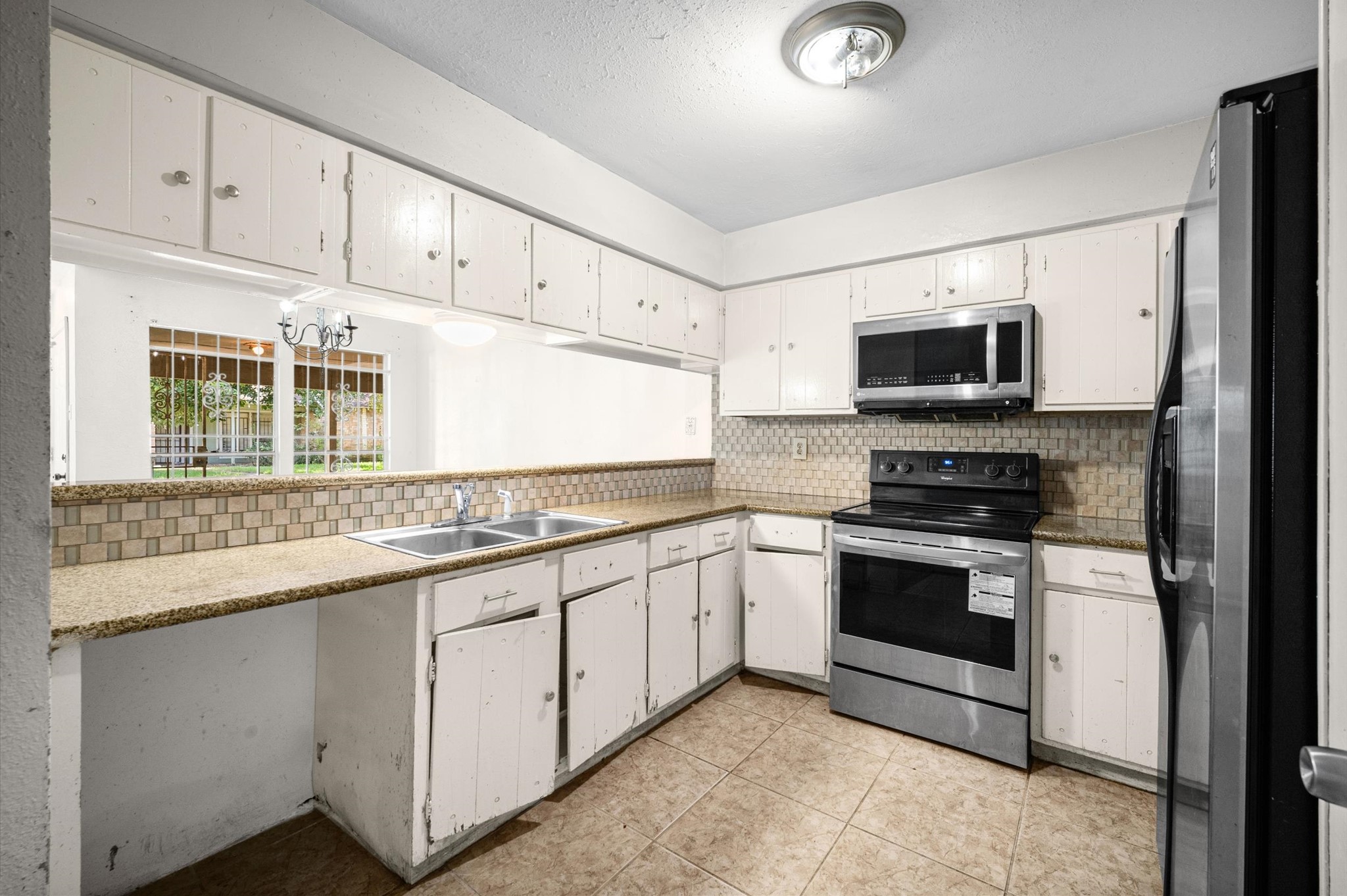 5618 Easthampton Drive C Property Photo 10