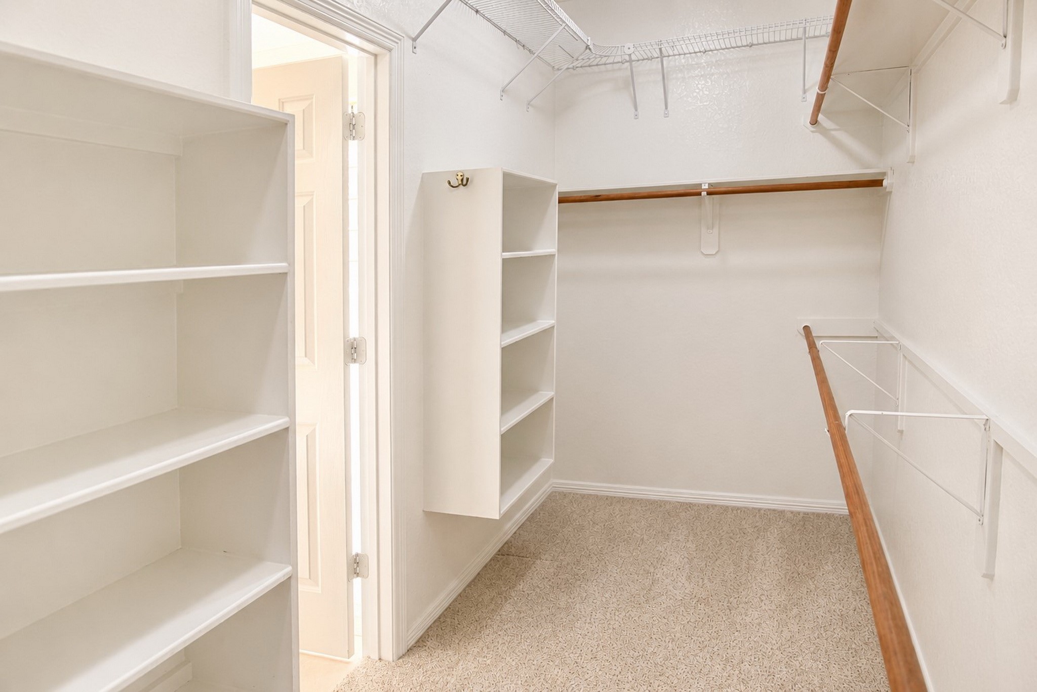 16415 Burham Park Drive Property Photo 25