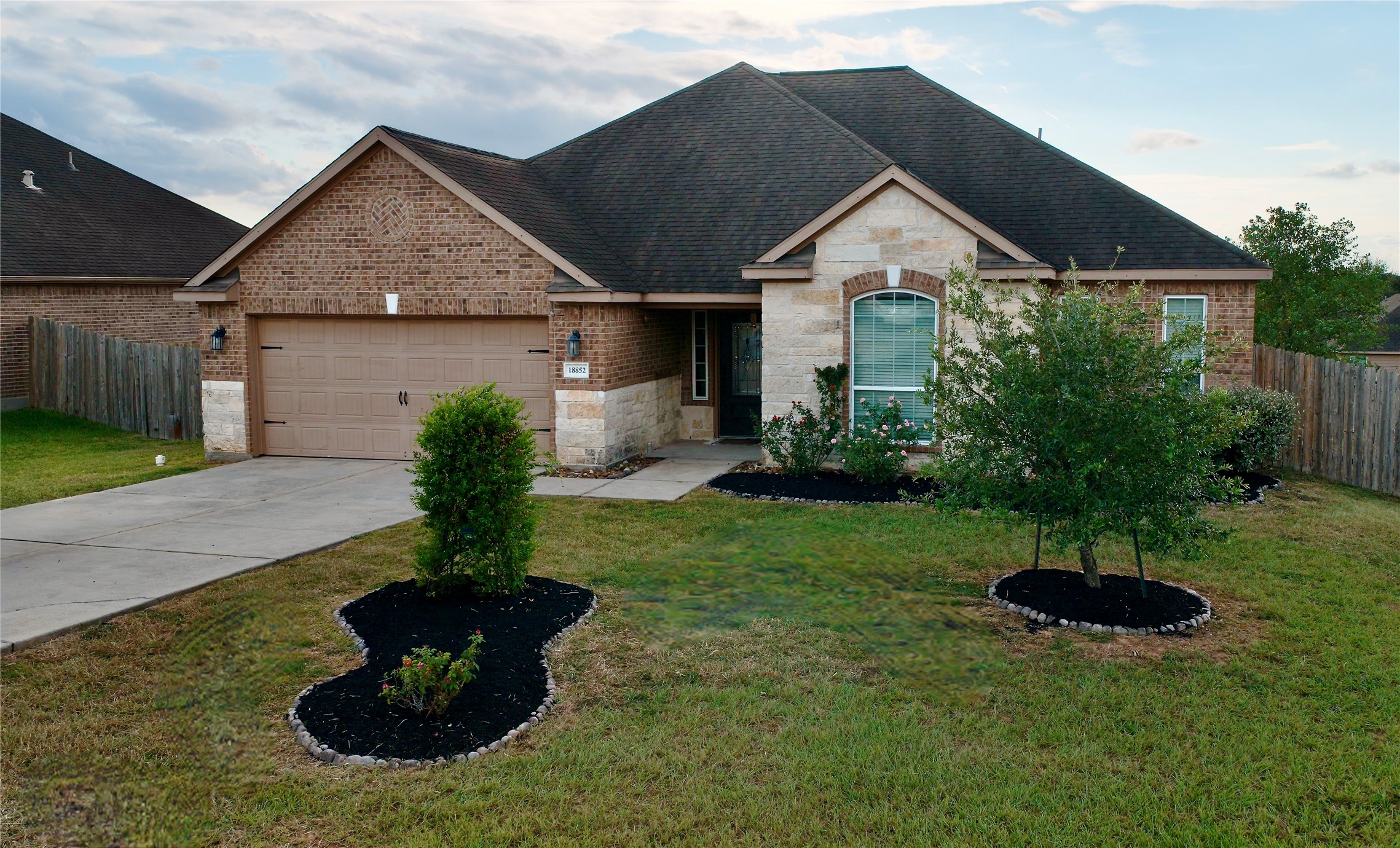 18852 Atascosa Trail Property Photo 1