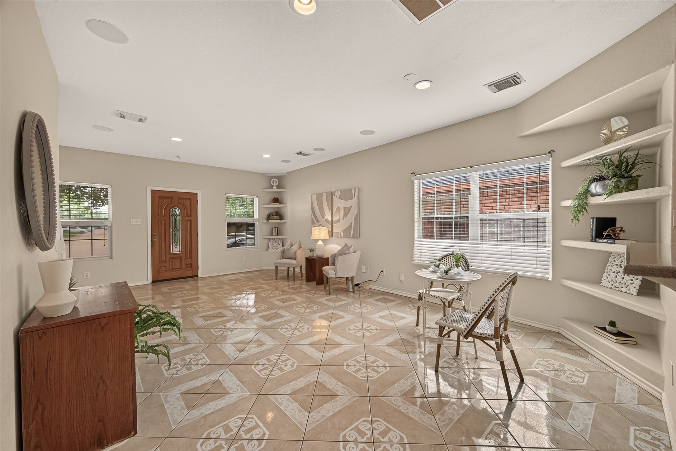 18826 Reynolds Park Drive Property Photo 3