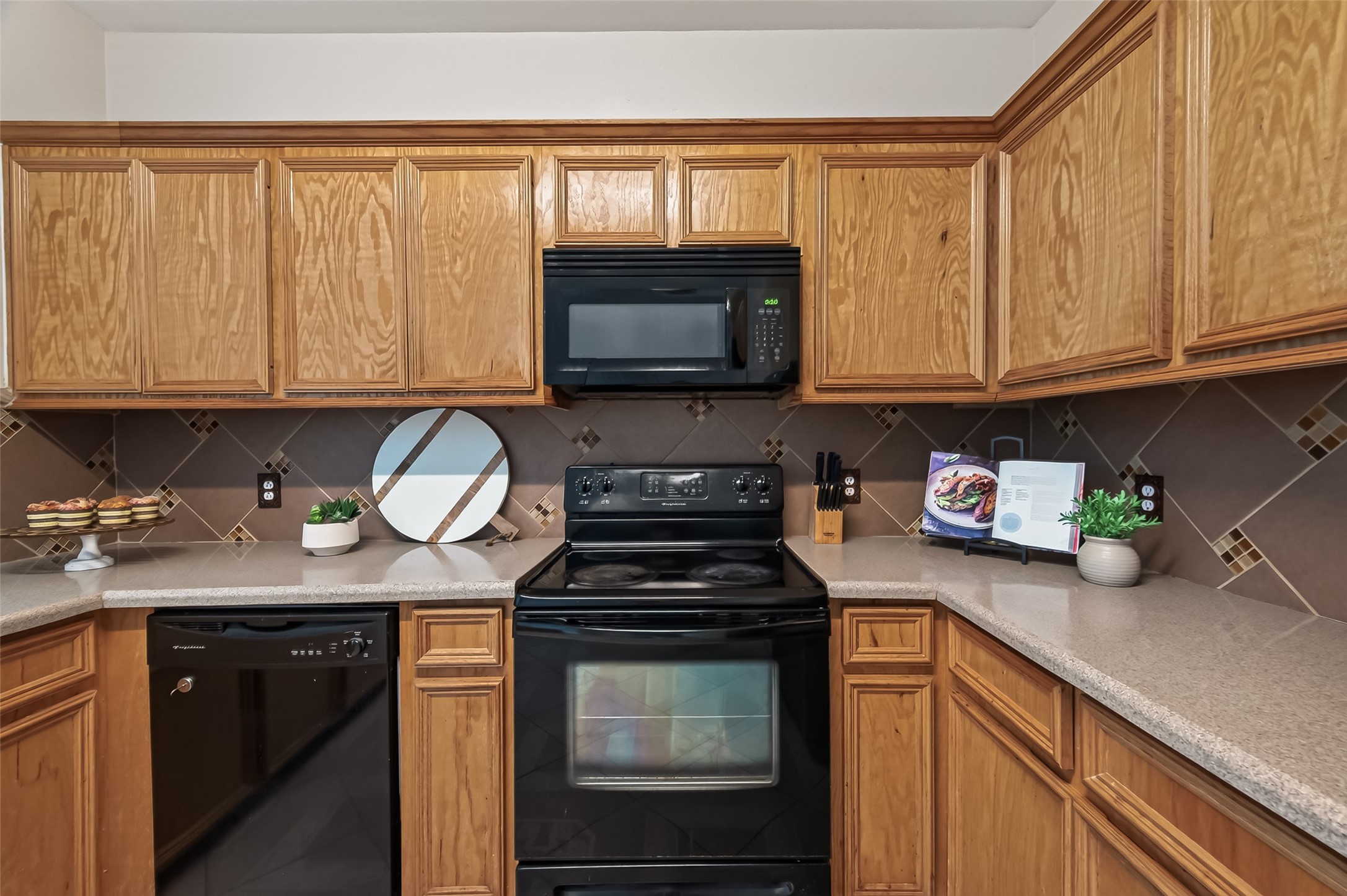 18826 Reynolds Park Drive Property Photo 12