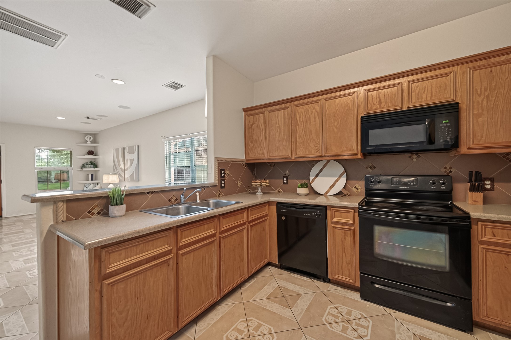18826 Reynolds Park Drive Property Photo 13