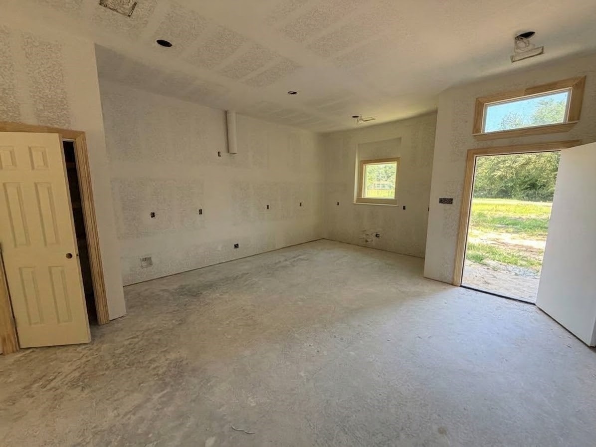 93 County Road 3372 Property Photo 8
