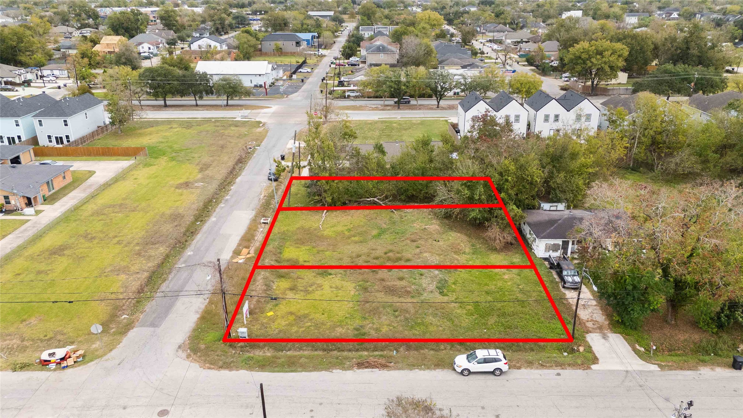 3720 Davenport Avenue Property Photo 10