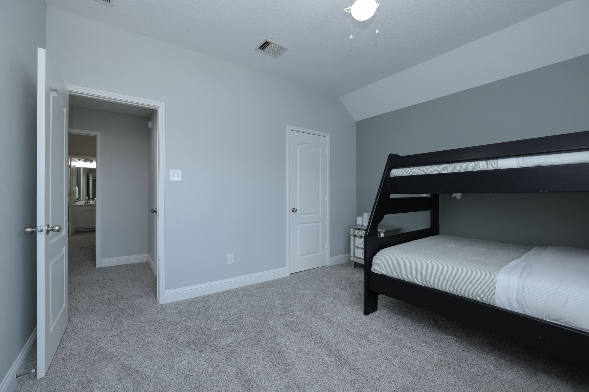 19 Canterborough Place Property Photo 33