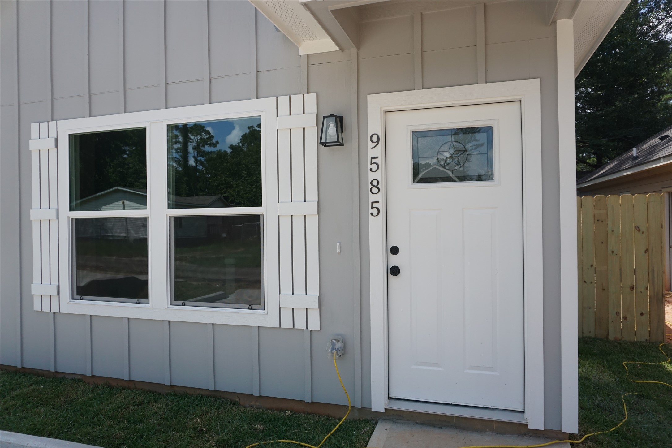 9585 Darkwood Property Photo 2