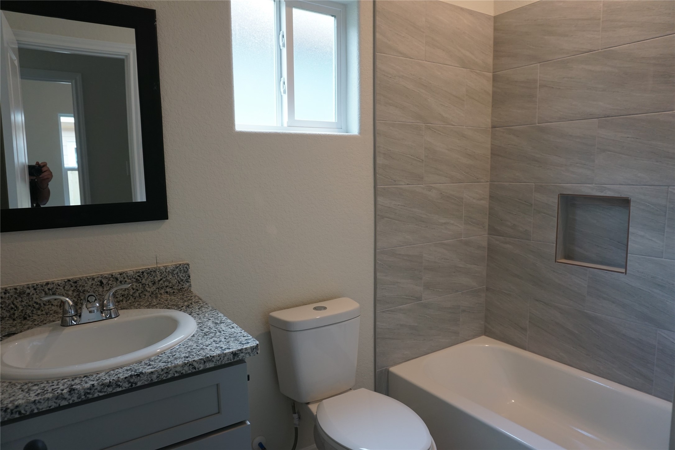 9585 Darkwood Property Photo 8