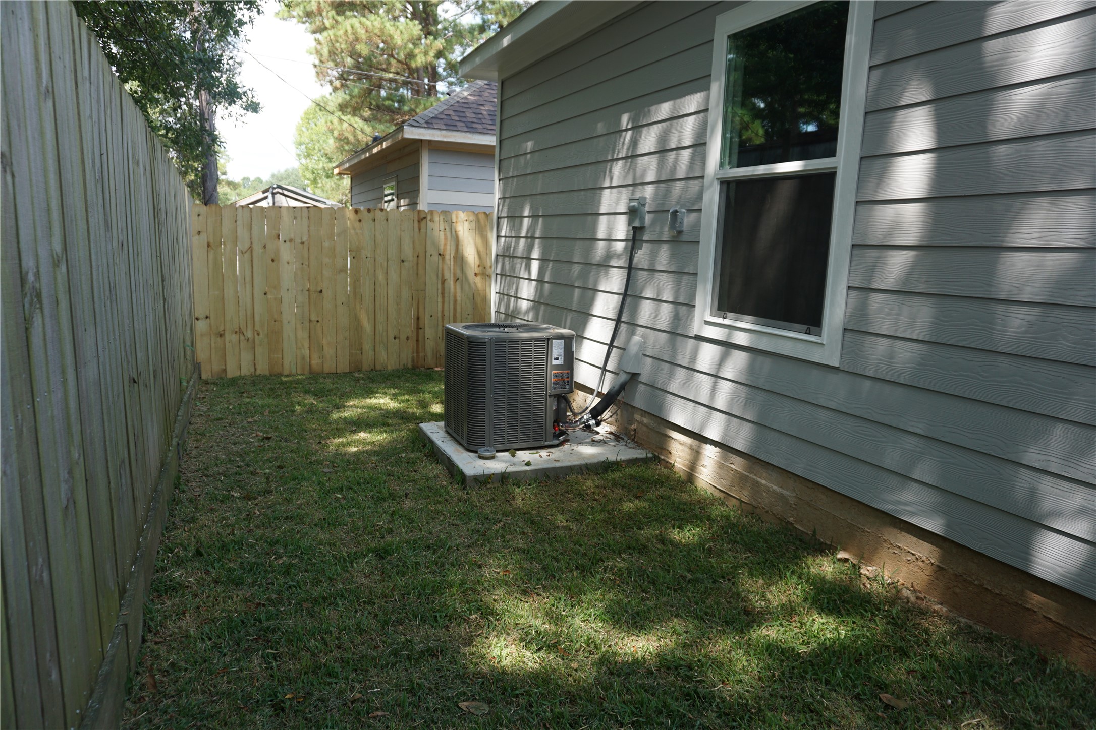 9585 Darkwood Property Photo 19