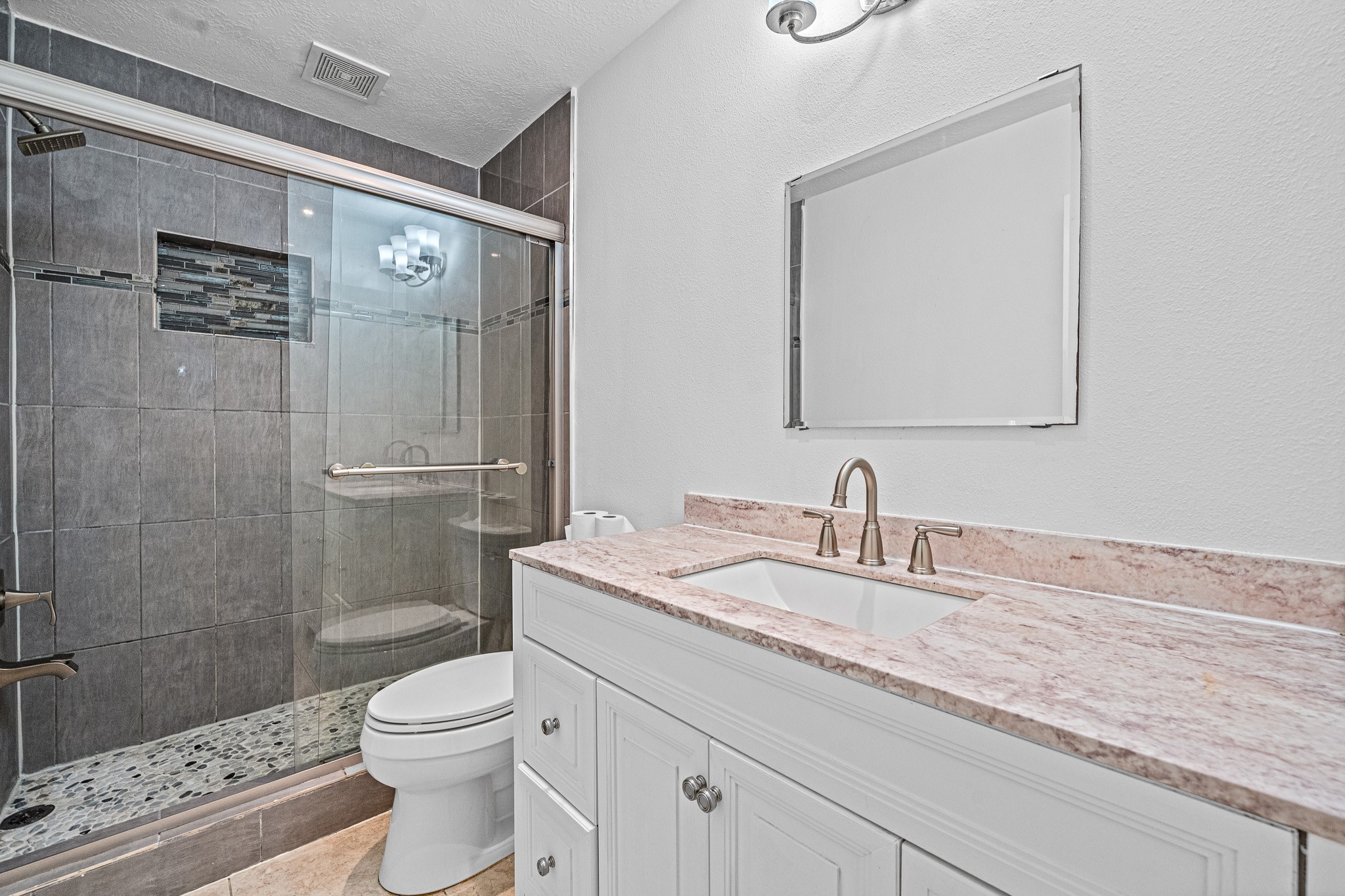 5010 E Newpark Drive Property Photo 23