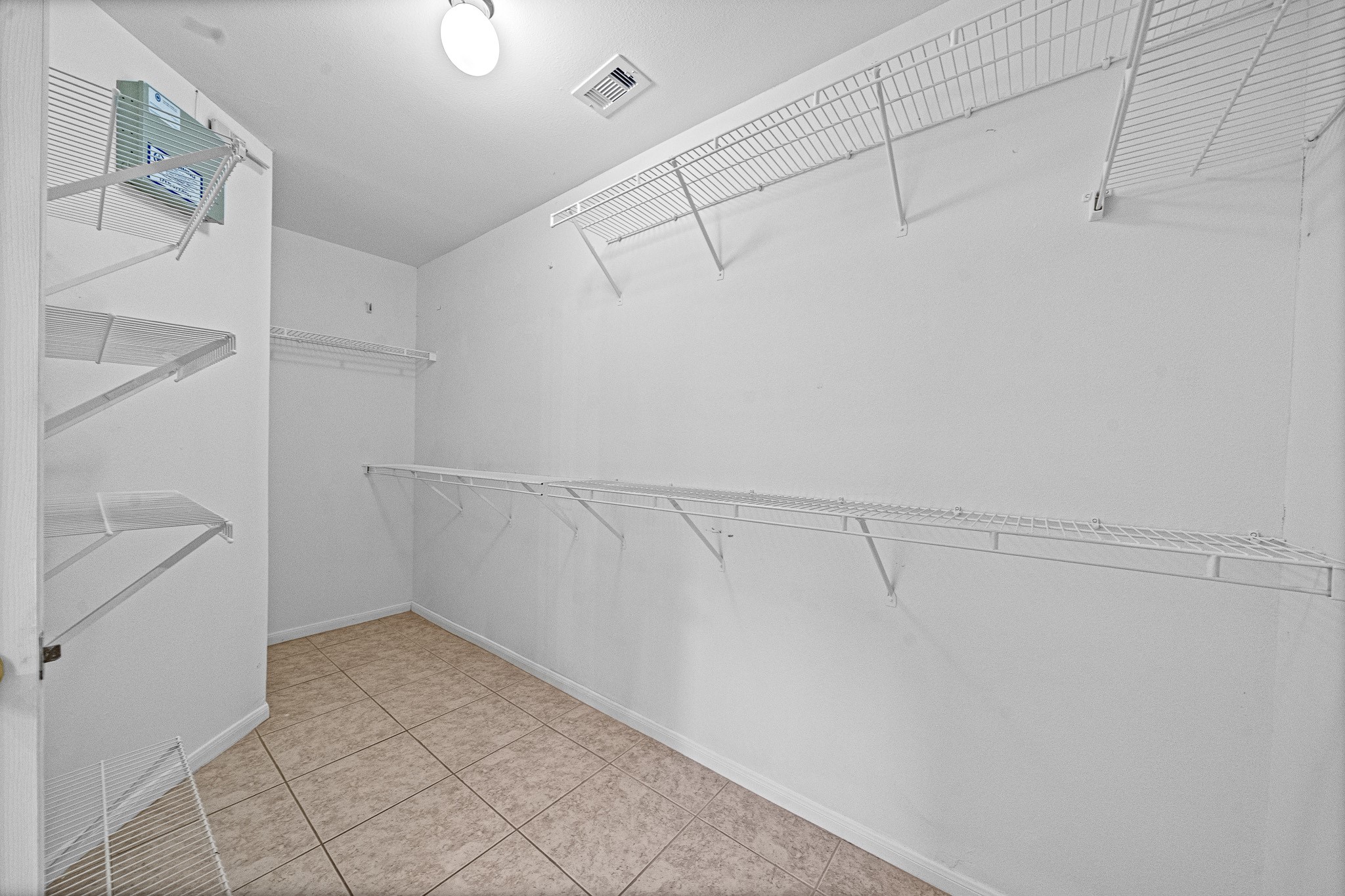 5010 E Newpark Drive Property Photo 34