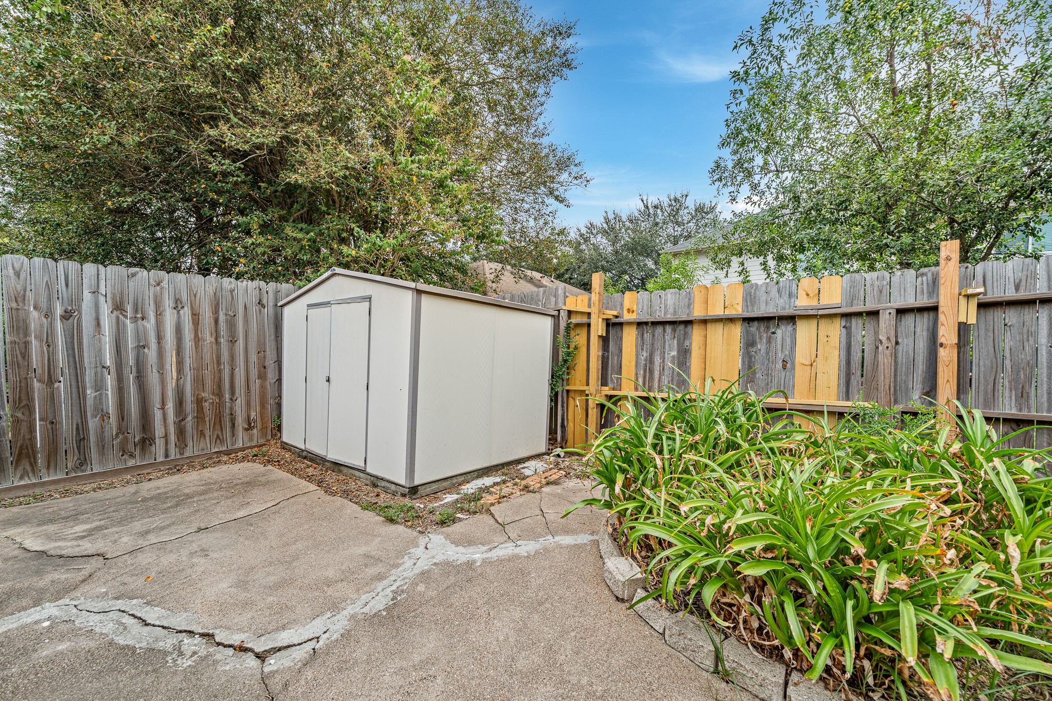 5010 E Newpark Drive Property Photo 40
