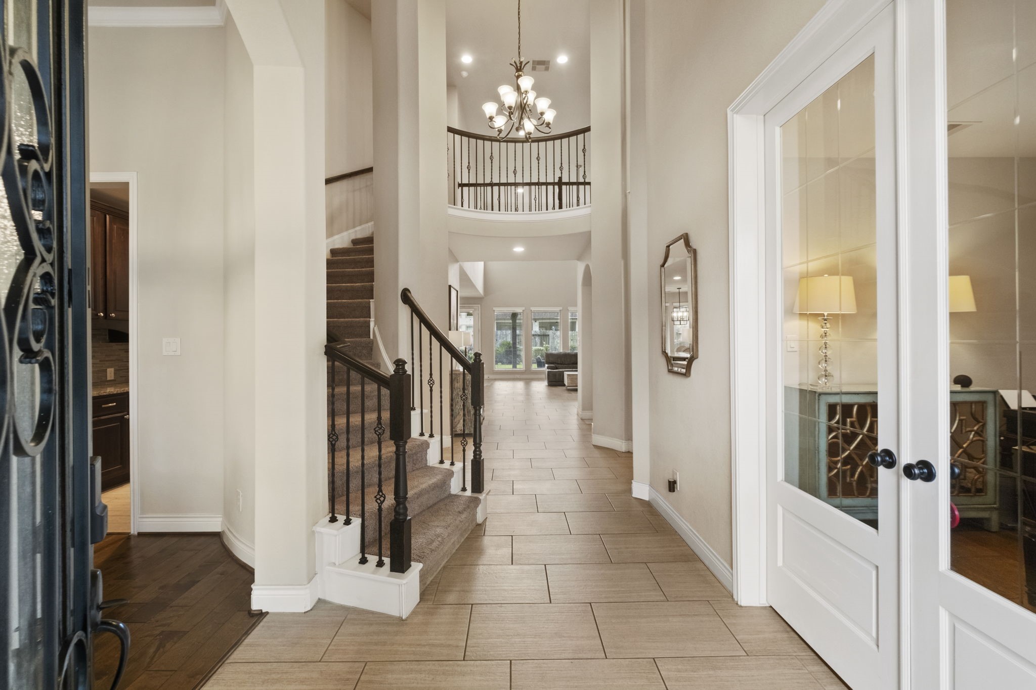70 Genova Way Lane Property Photo 4