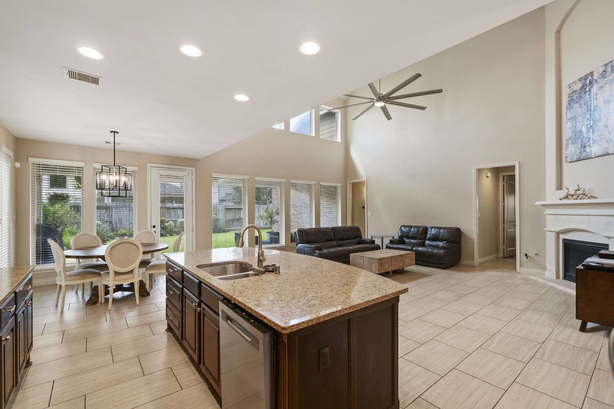 70 Genova Way Lane Property Photo 10