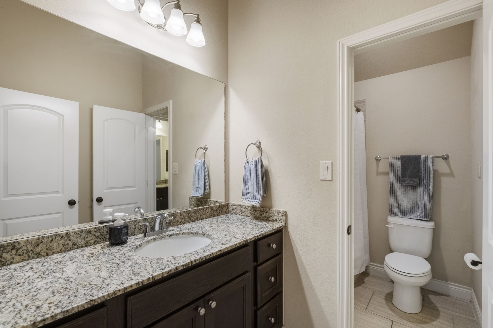 70 Genova Way Lane Property Photo 30