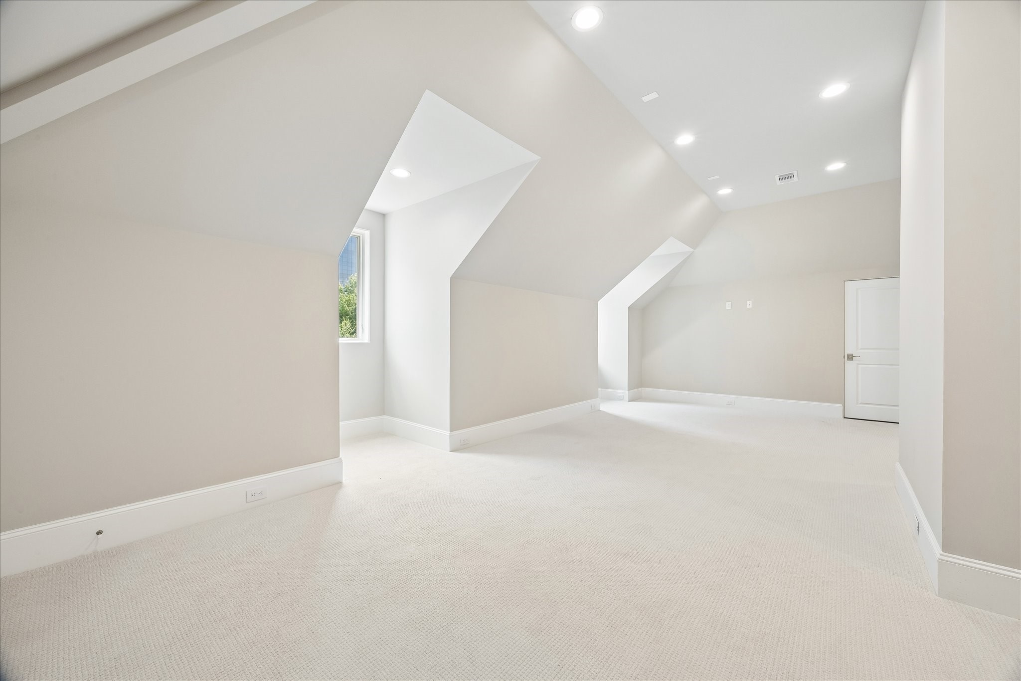 31 Wentworth Gate Path Property Photo 29