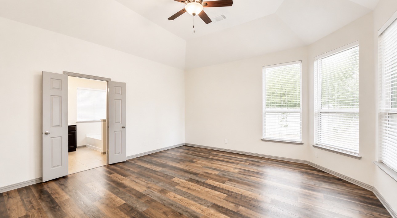 6181 Bridgewater Lane Property Photo 12
