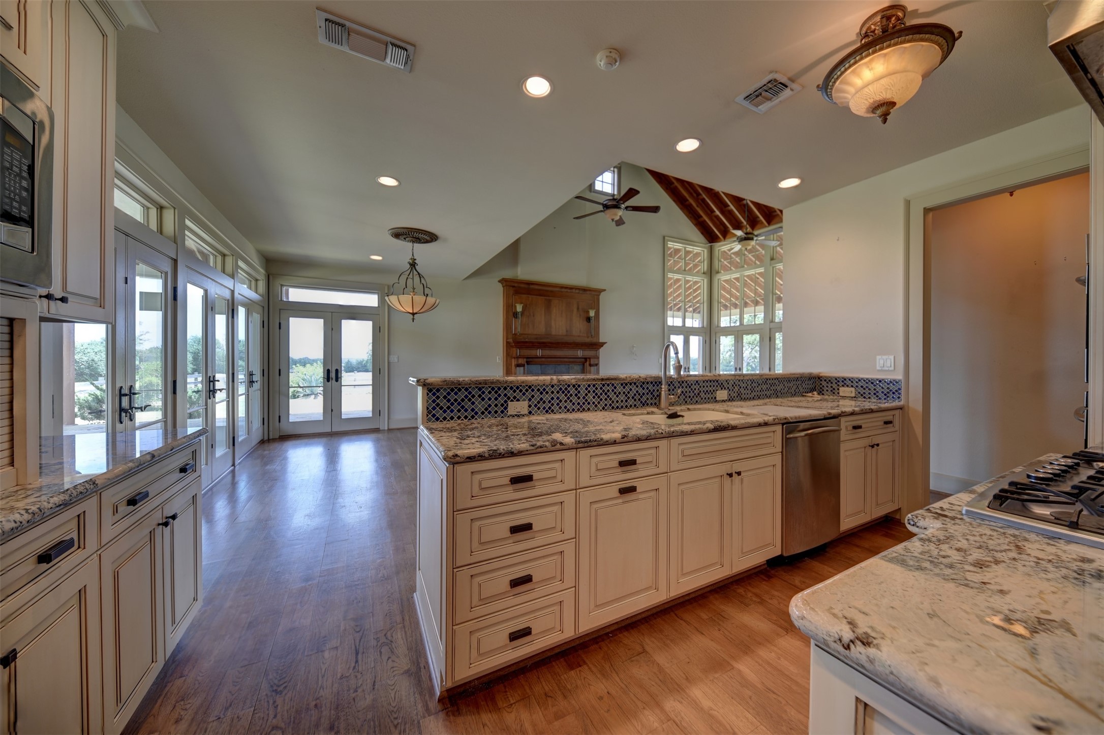 7157 Fm 1697 Property Photo 14