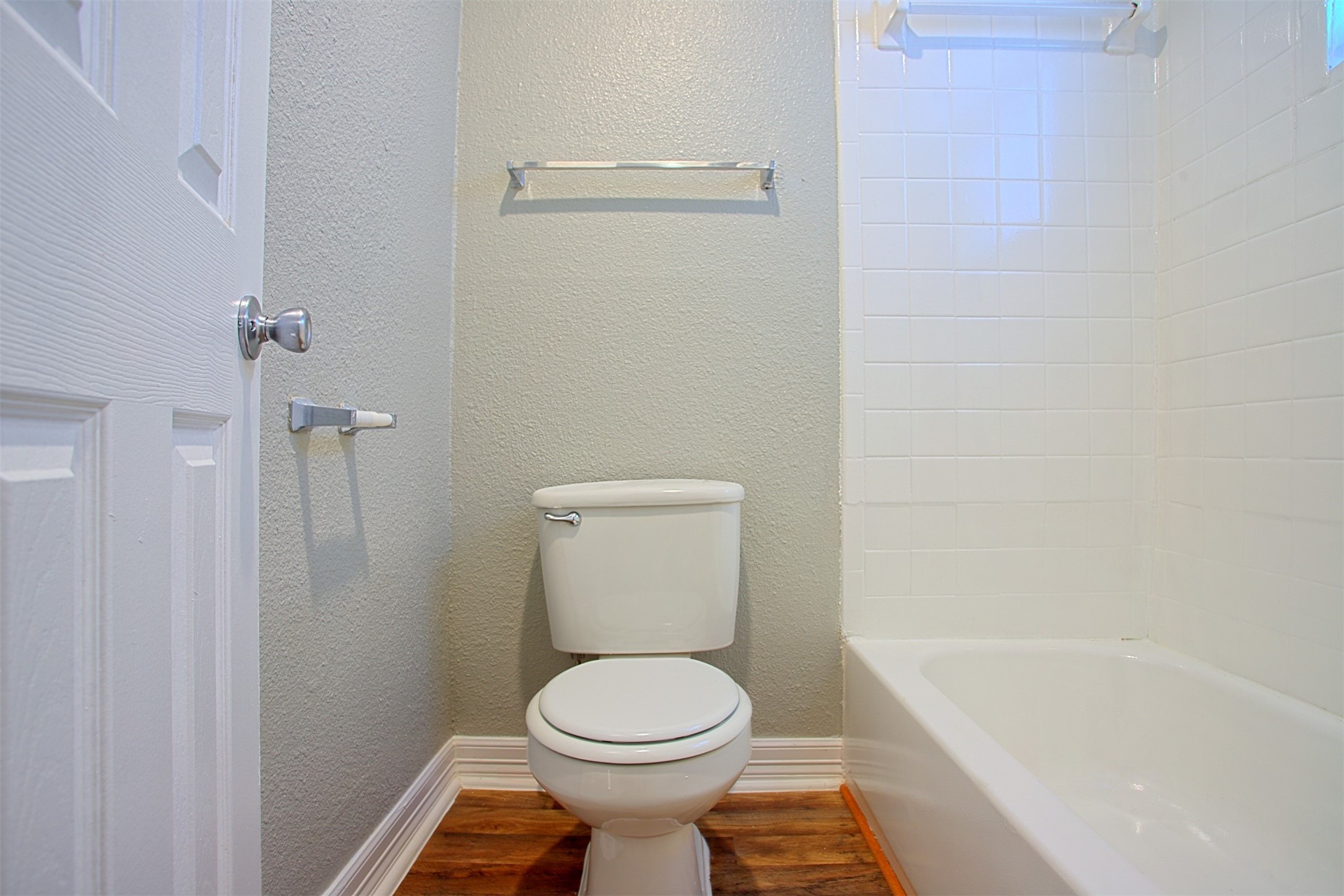 1419 Hawthorne 27 Property Photo 7