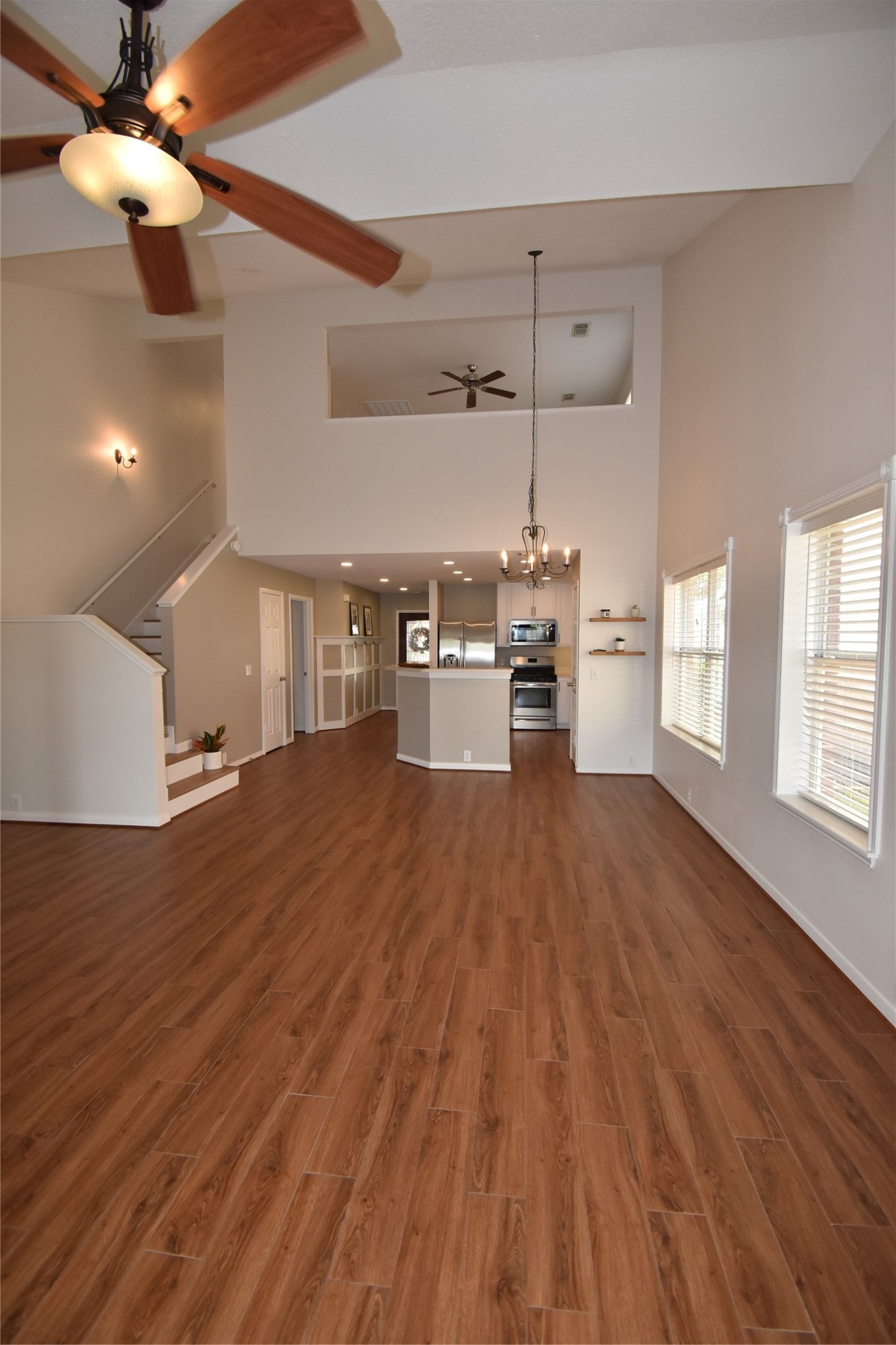 17611 Hoover Gardens Drive Property Photo 19