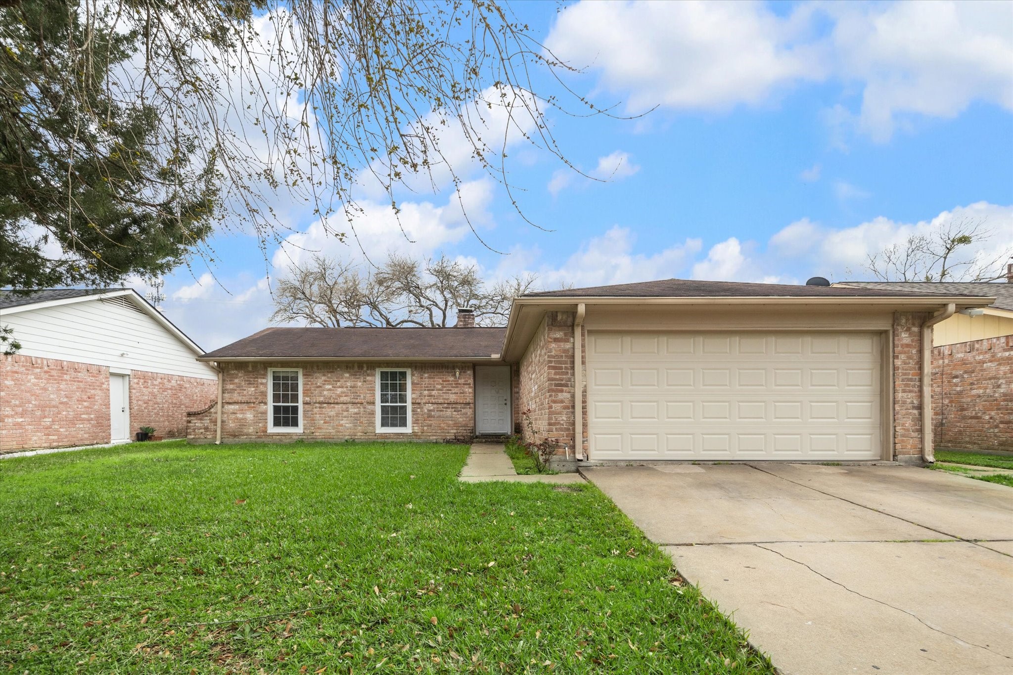 13827 Southline Road Property Photo