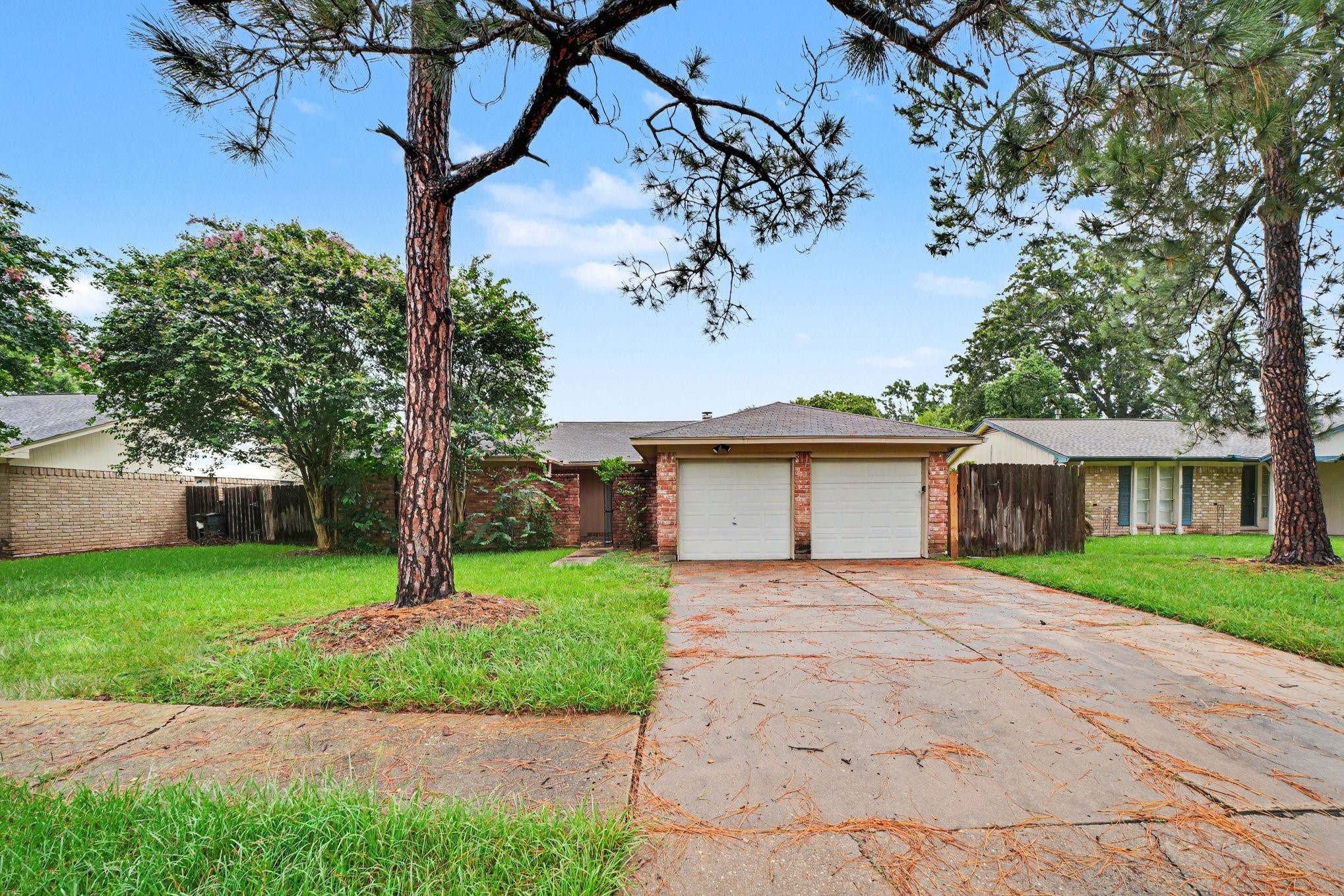 419 Pickford Drive Property Photo 2