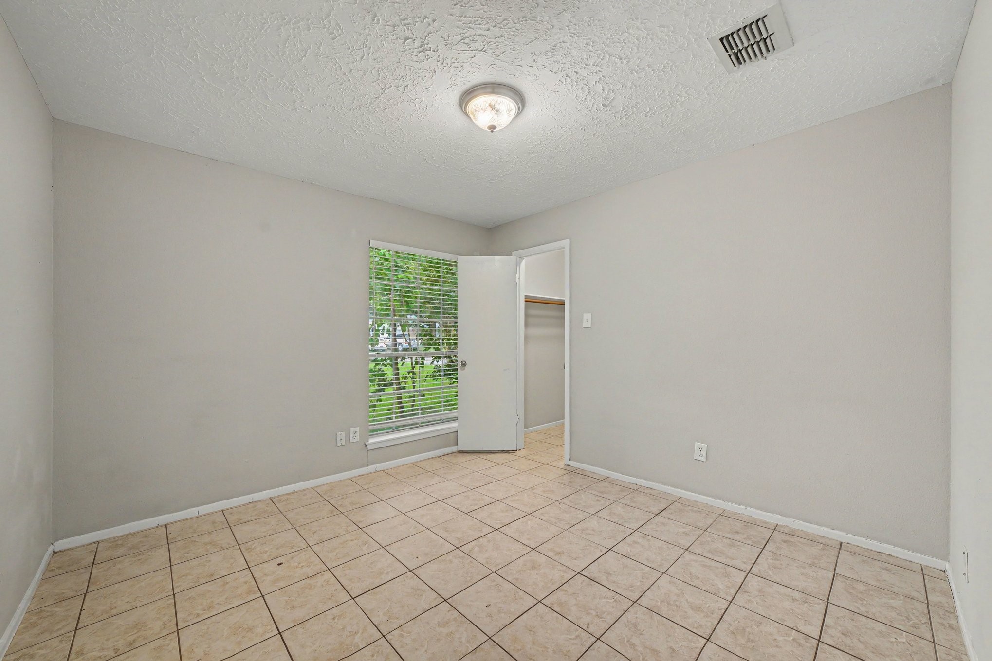 419 Pickford Drive Property Photo 16