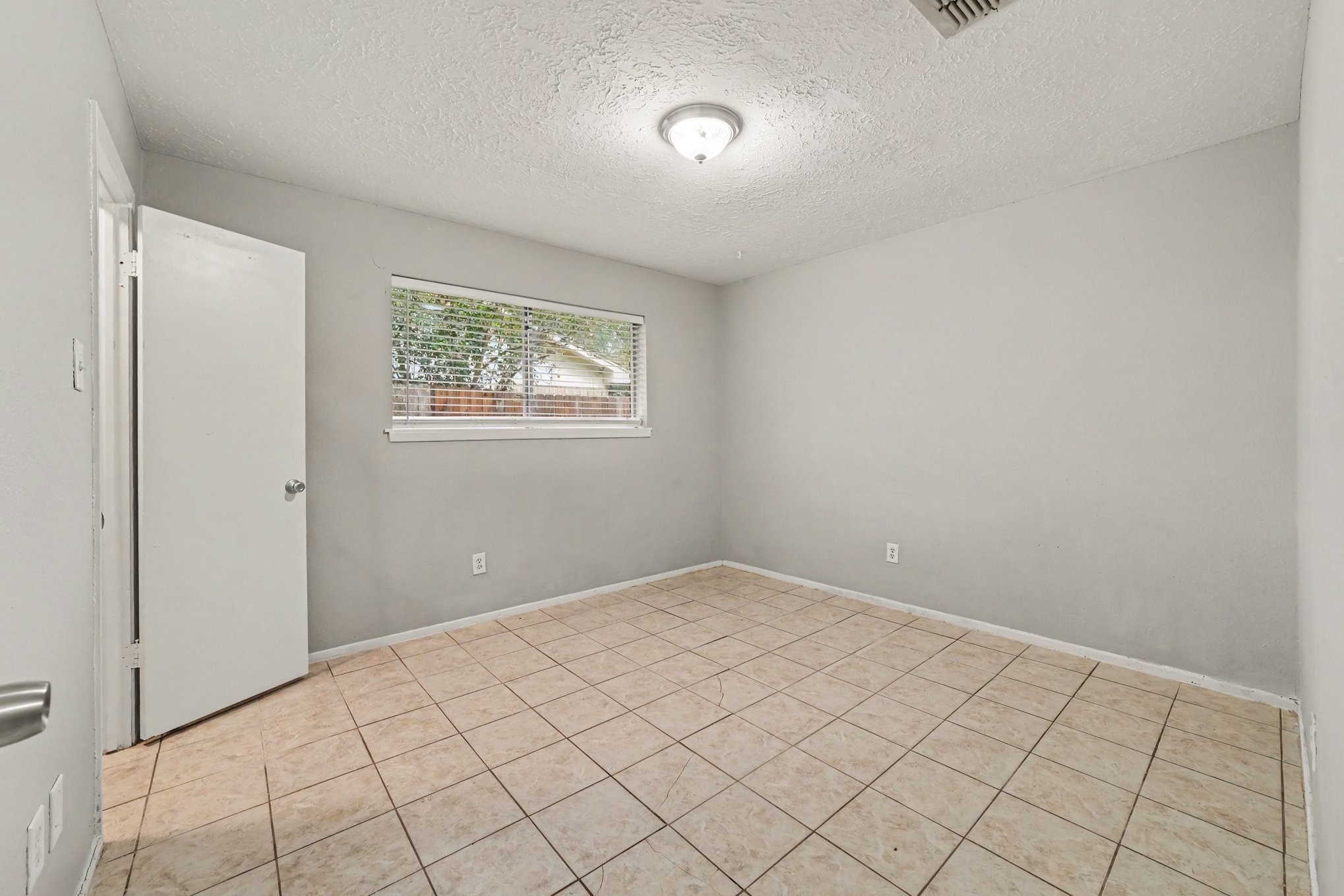 419 Pickford Drive Property Photo 17