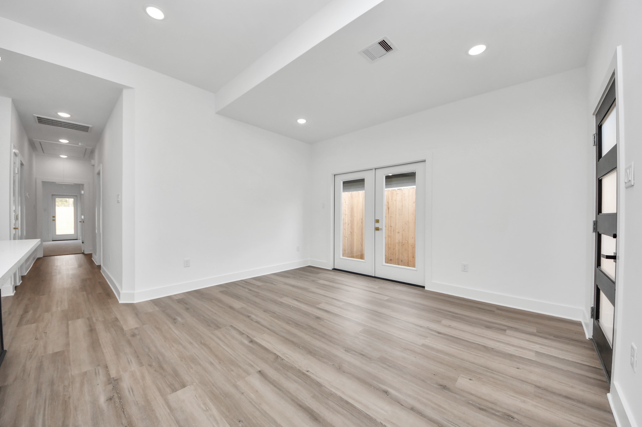 9309 Caddo Street B Property Photo 10