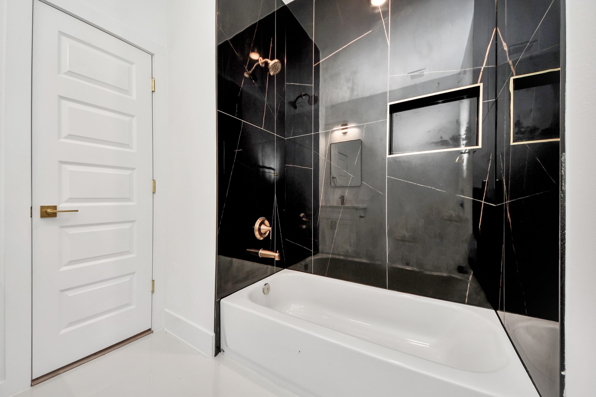 9309 Caddo Street B Property Photo 23